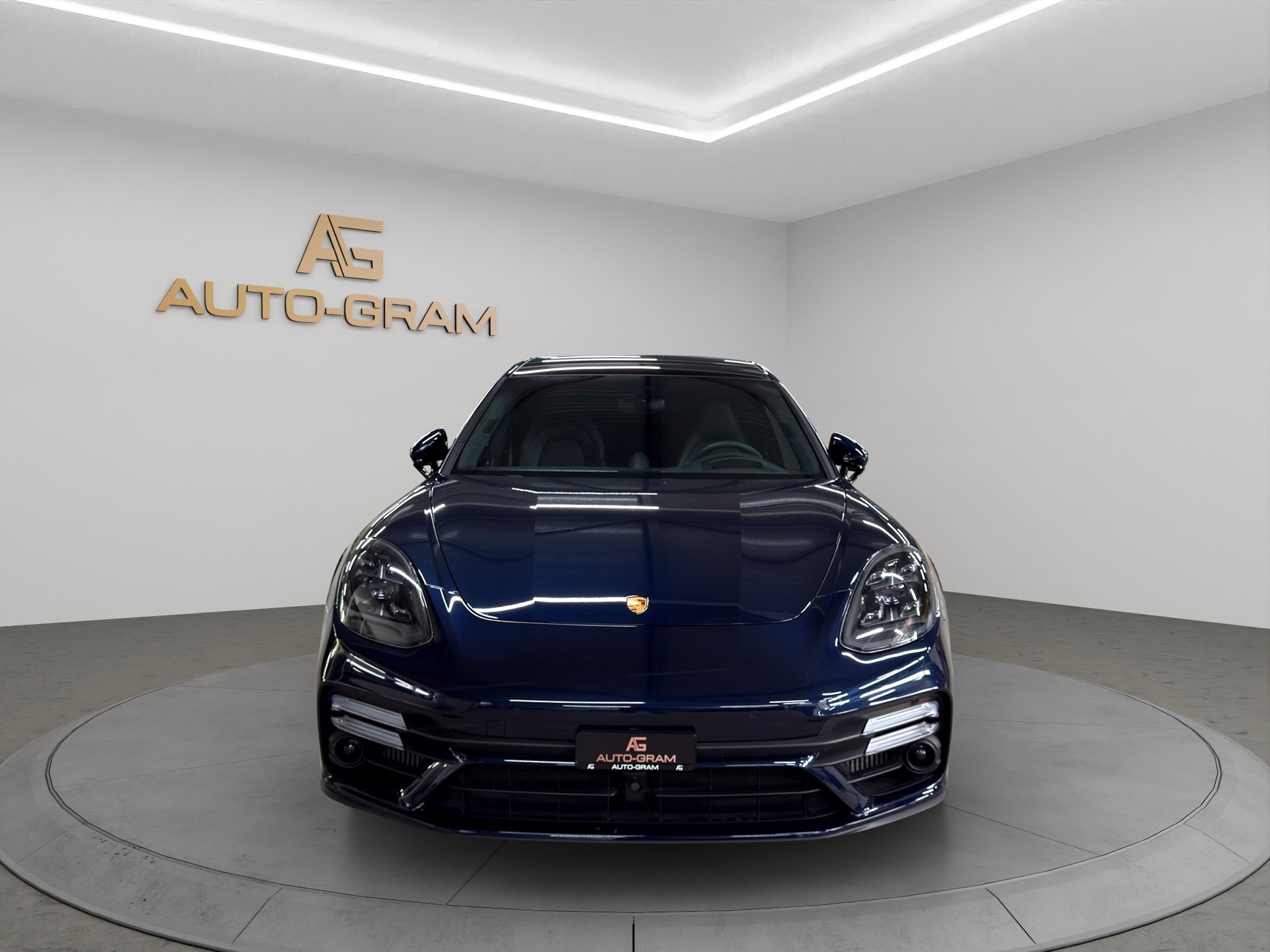 PORSCHE Panamera Turbo S Executive PDK-image-1