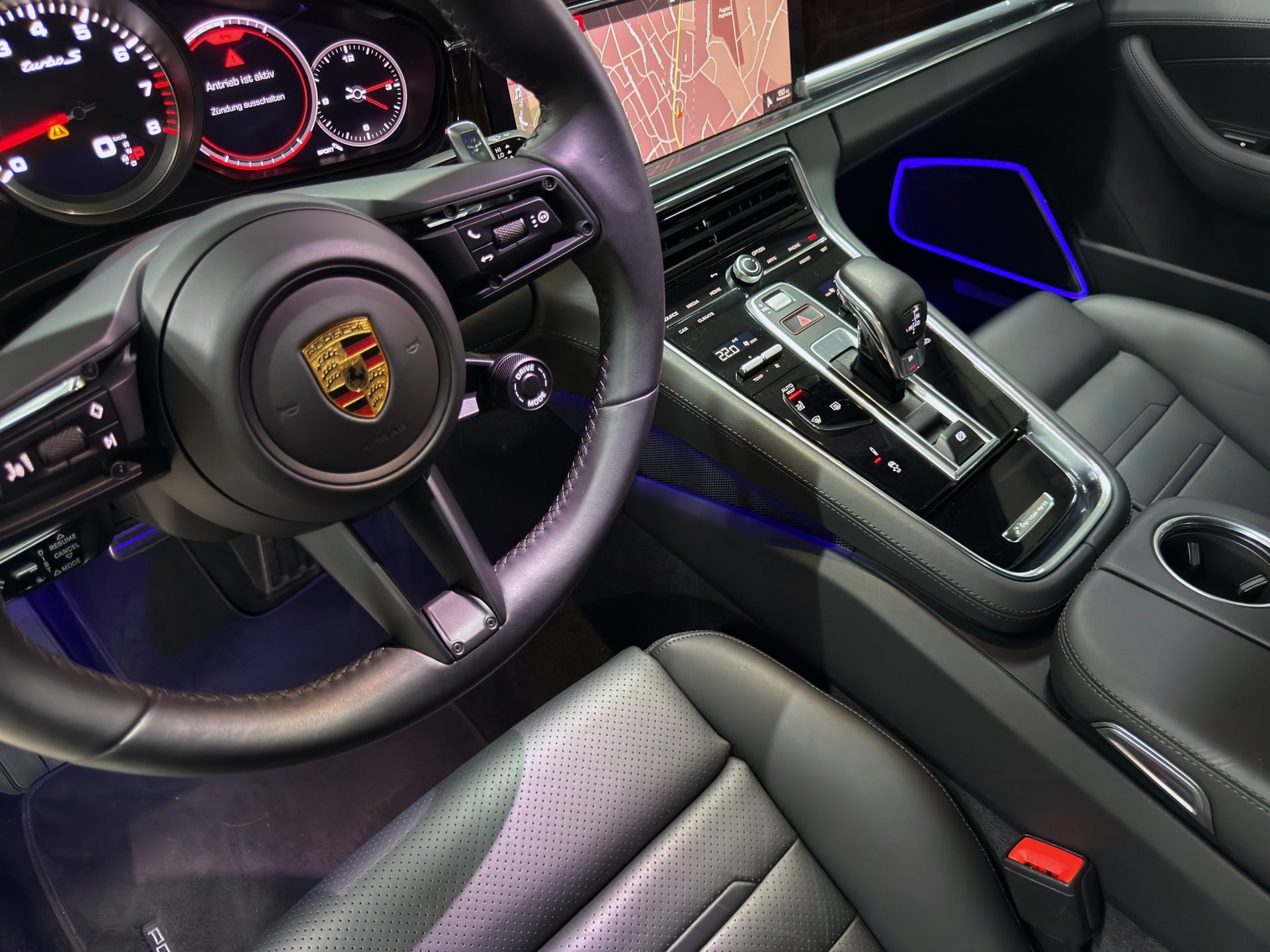 PORSCHE Panamera Turbo S Executive PDK-image-28