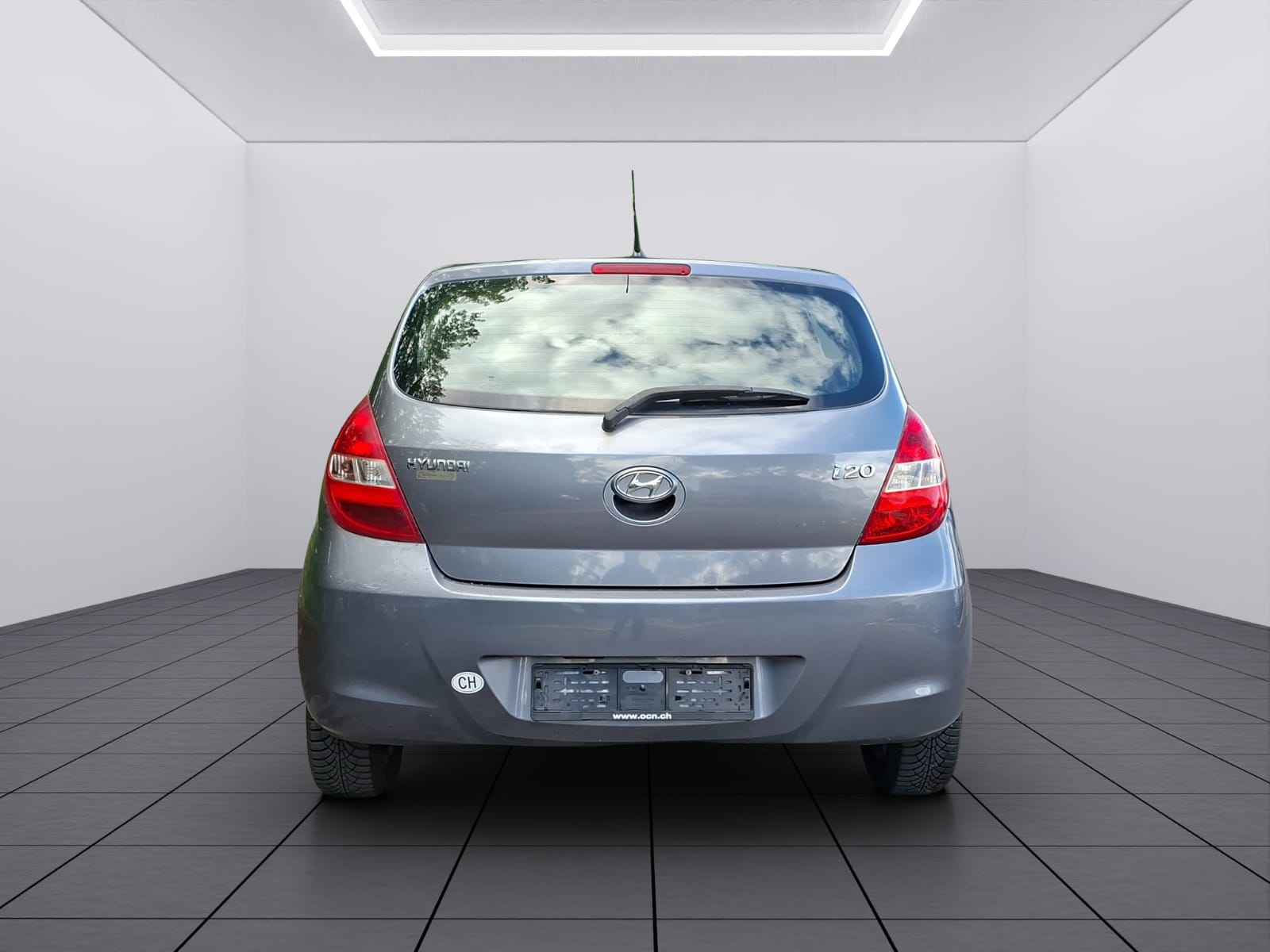 HYUNDAI i20 1.4 Style-image-6