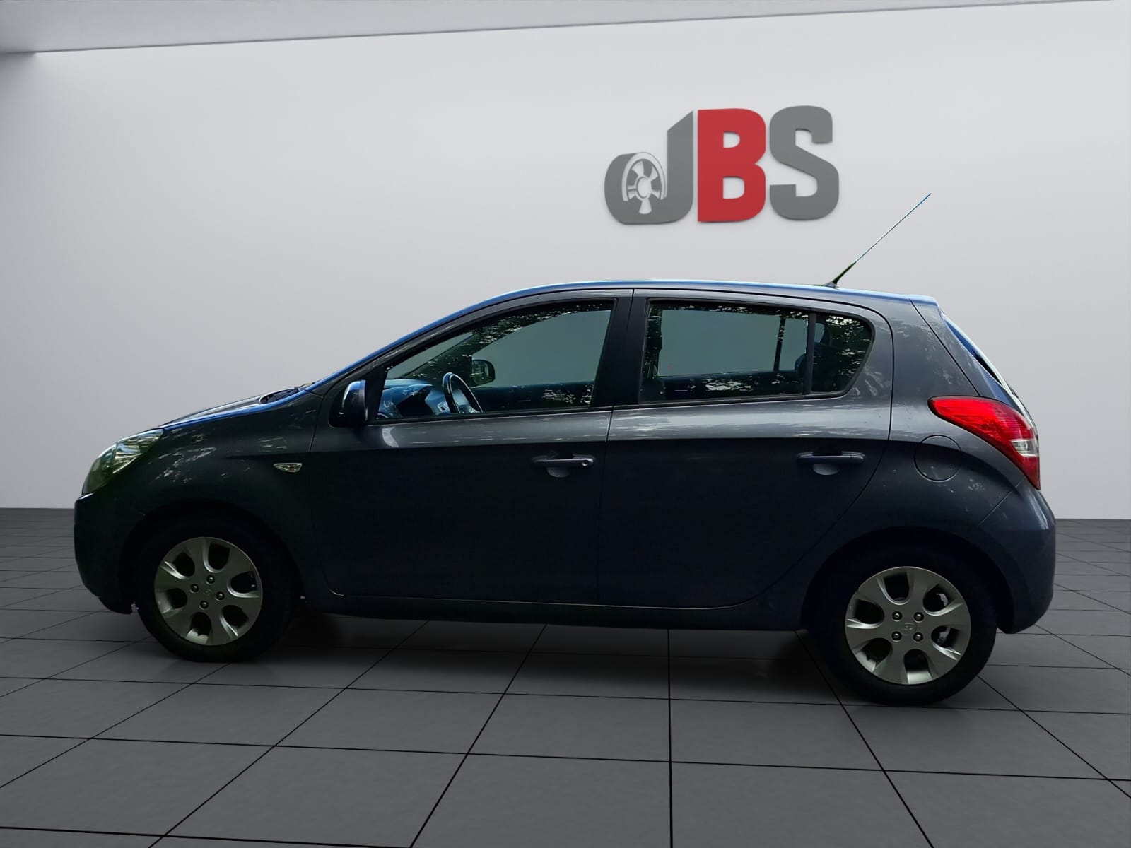 HYUNDAI i20 1.4 Style-image-3