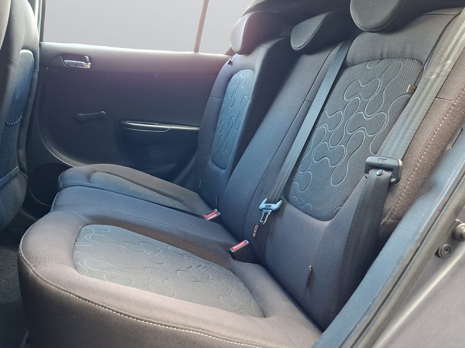HYUNDAI i20 1.4 Style-image-9