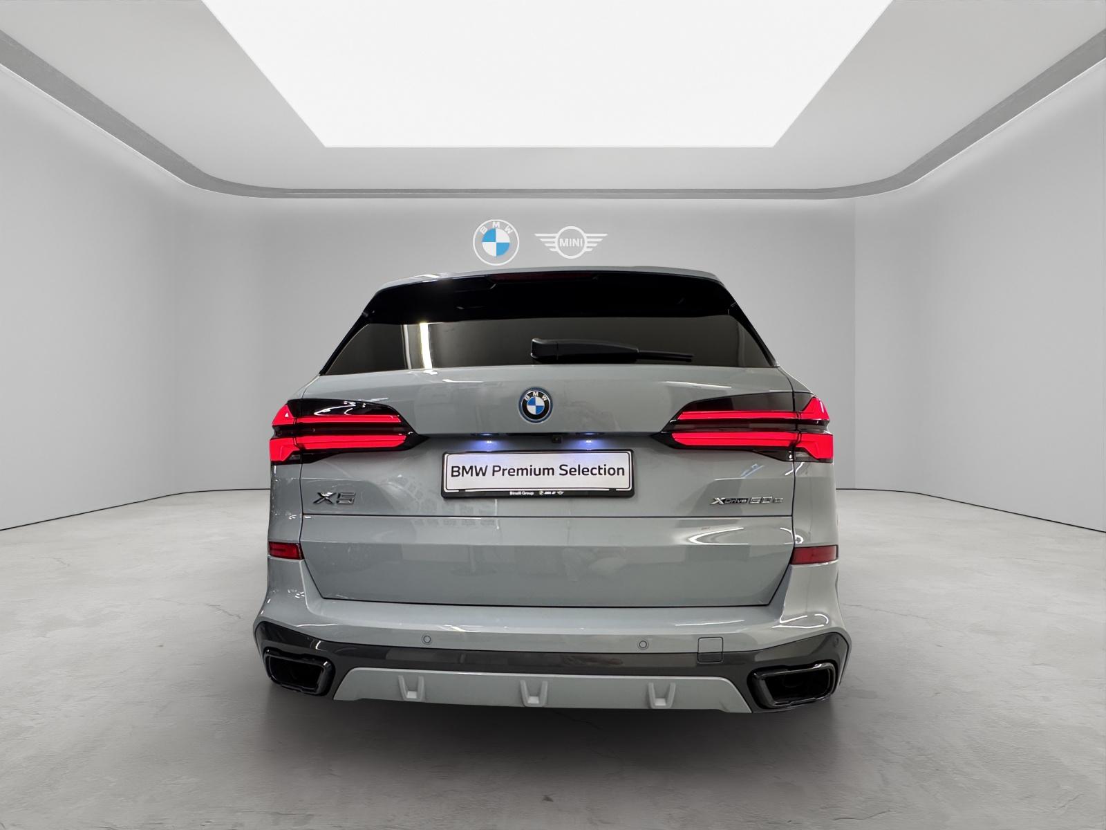 BMW X5 50e xDrive SAG-image-3