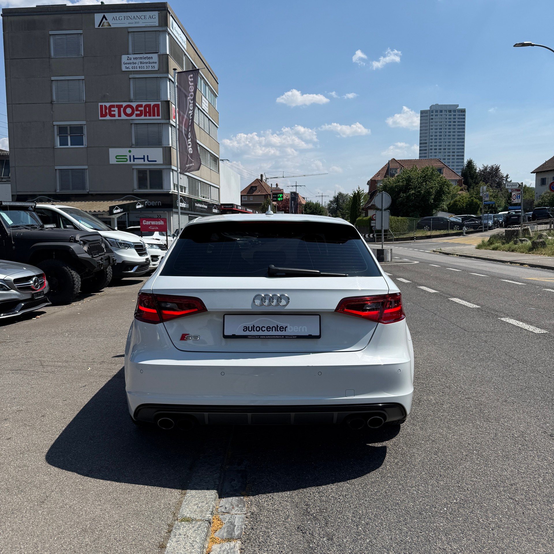 AUDI S3 Sportback 2.0 TFSI quattro S-tronic-image-5