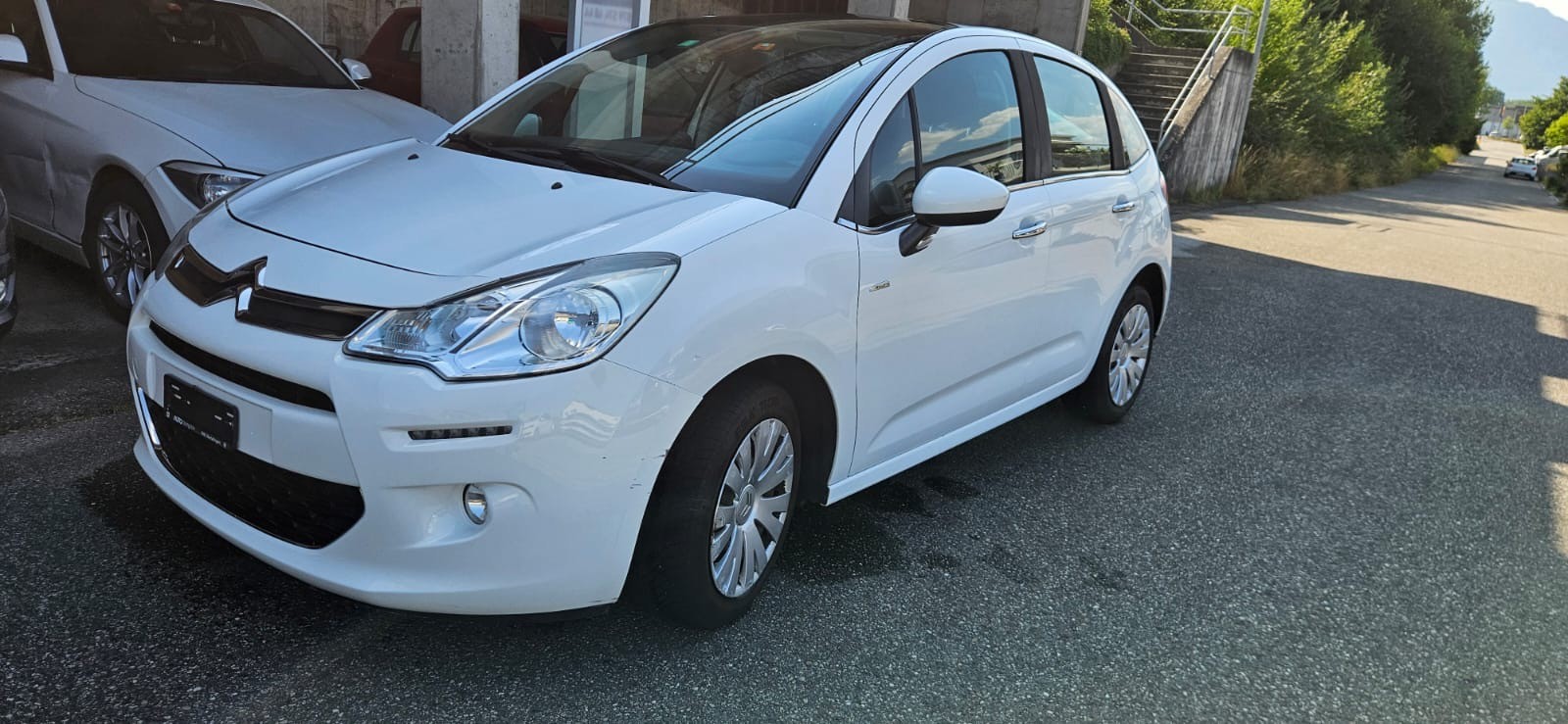 CITROEN C3 1.6i 16V Exclusive Automatic-image-3