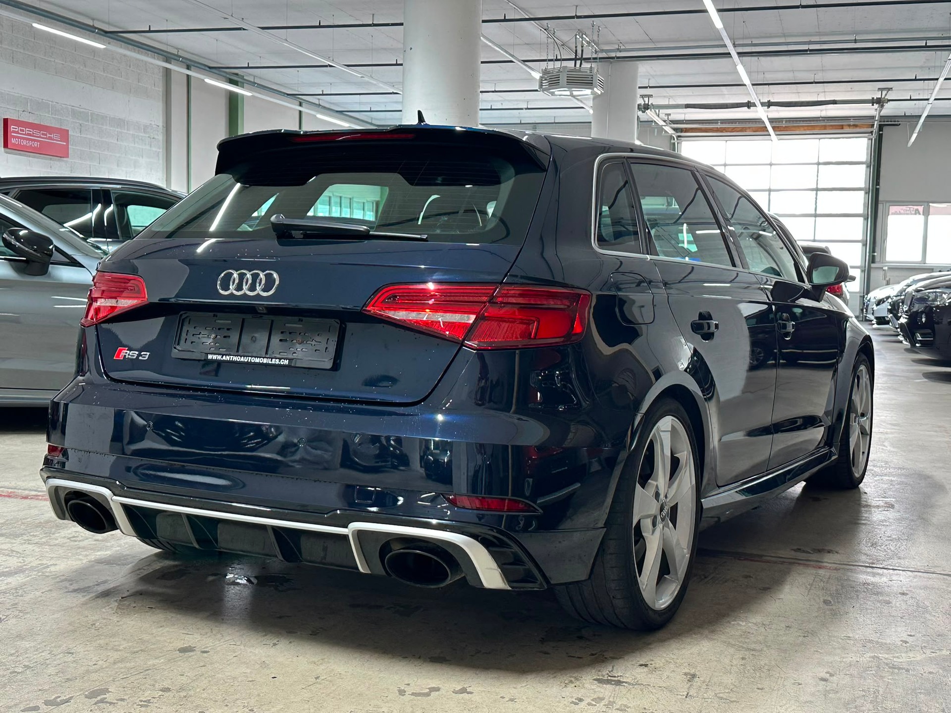 AUDI RS3 Sportback 2.5 TSI Quattro S-tronic-image-3