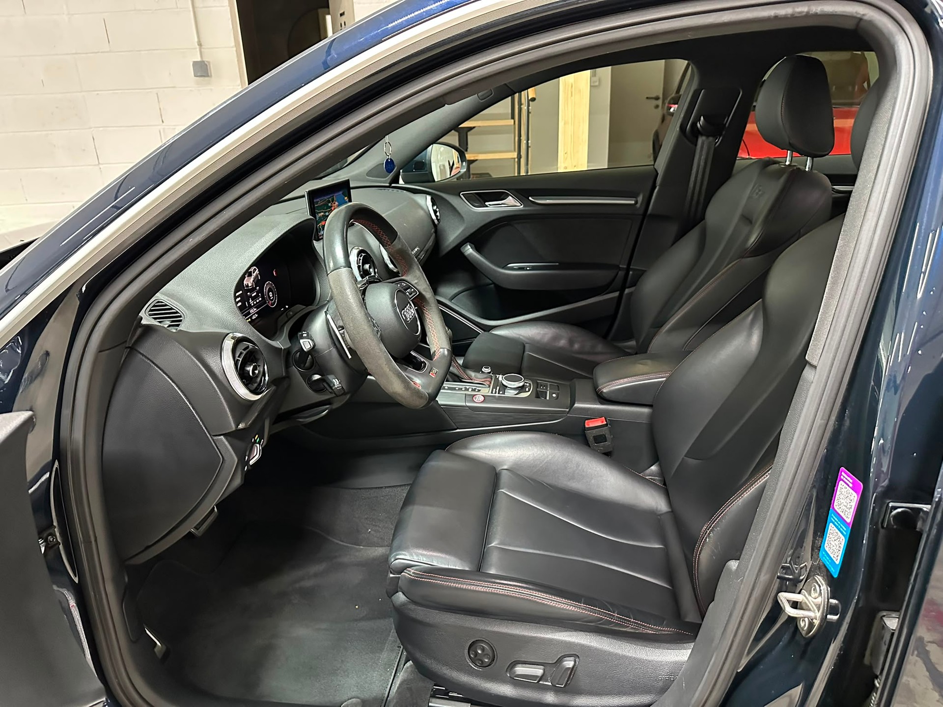 AUDI RS3 Sportback 2.5 TSI Quattro S-tronic-image-9