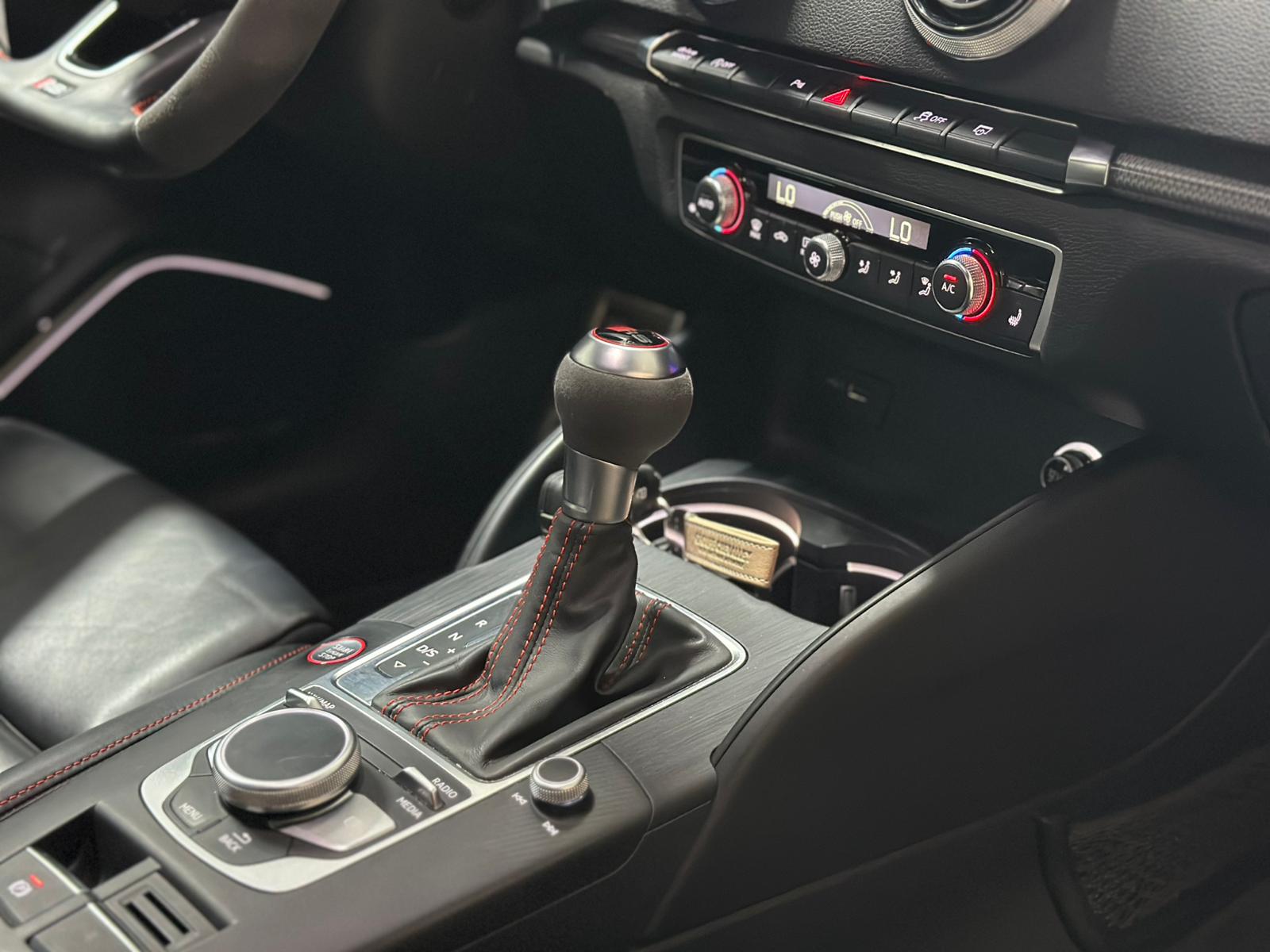AUDI RS3 Sportback 2.5 TSI quattro S-tronic-image-10