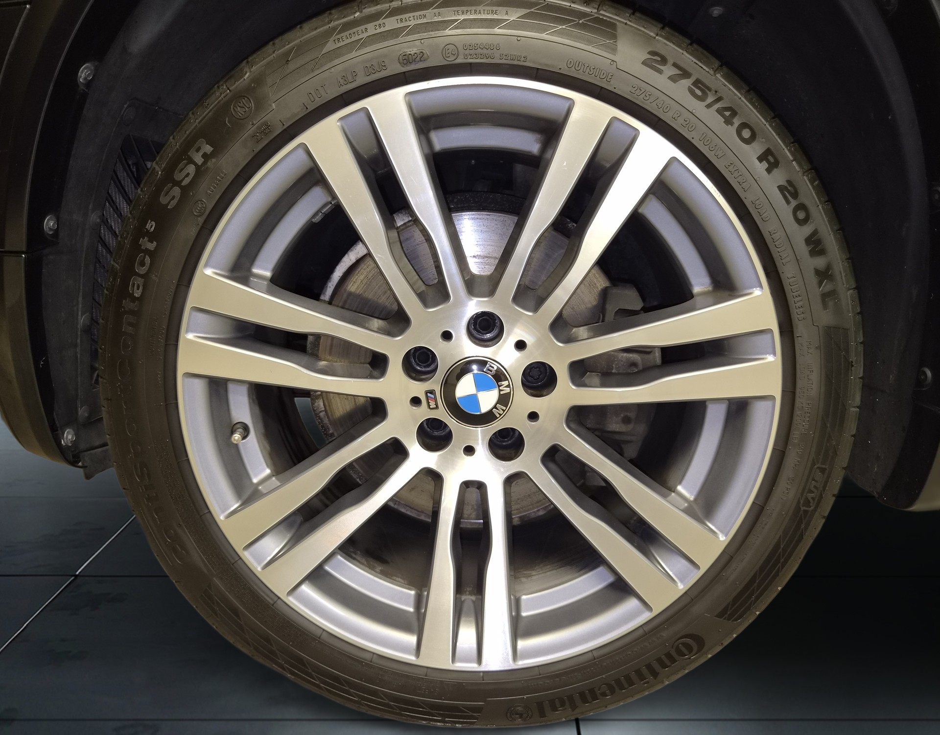 BMW X5 xDrive 40d Steptronic-image-12