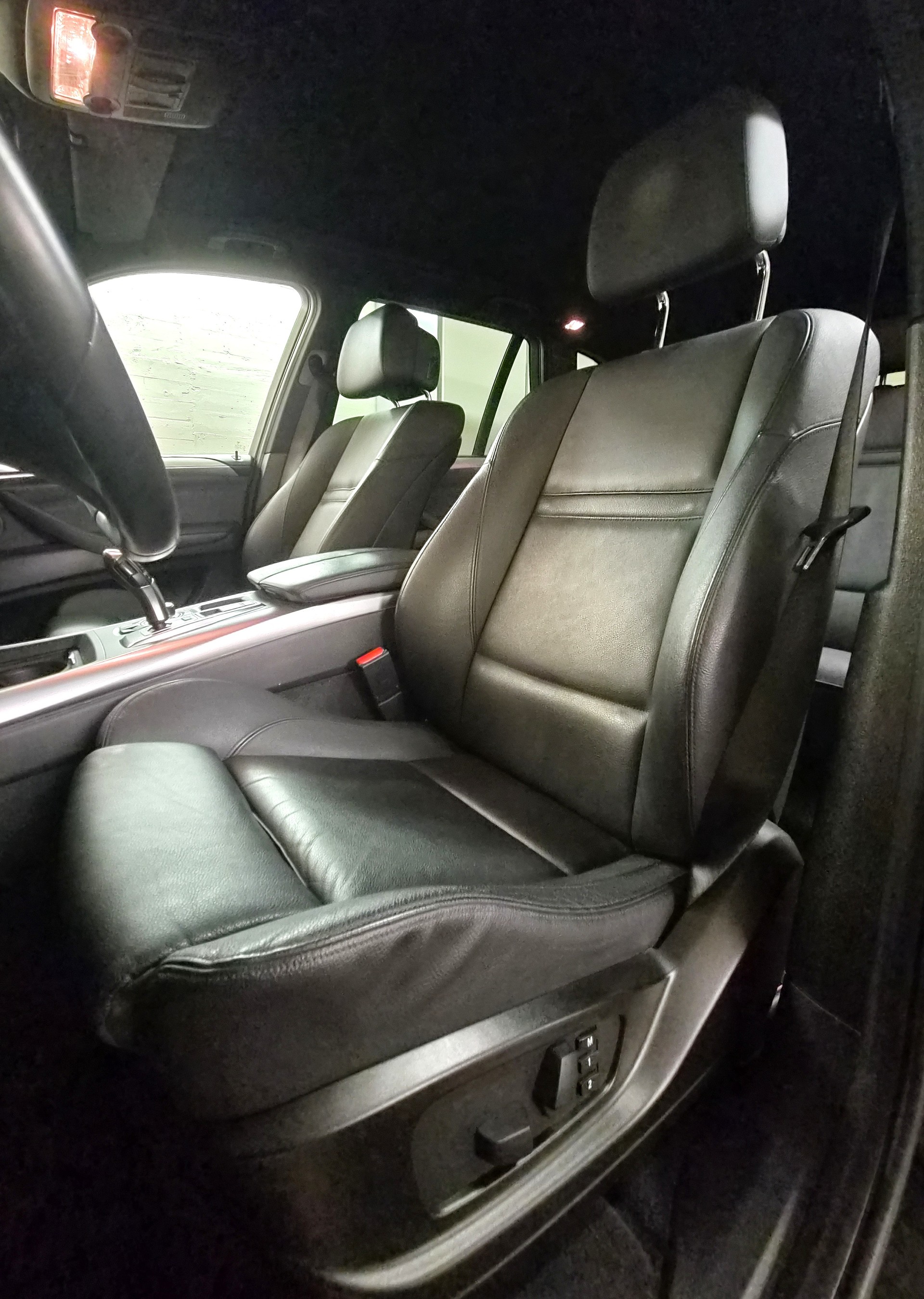 BMW X5 xDrive 40d Steptronic-image-17