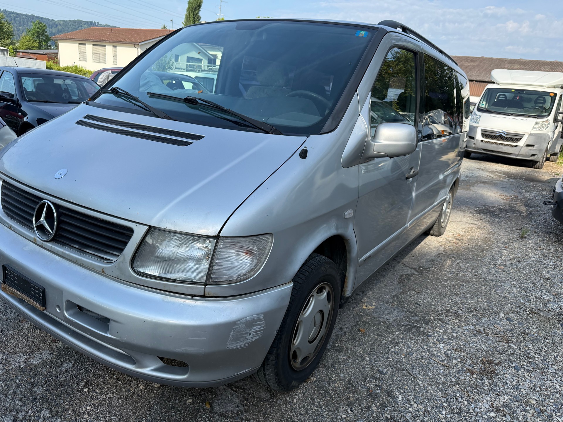 MERCEDES-BENZ V 230 TD Trend-image-3
