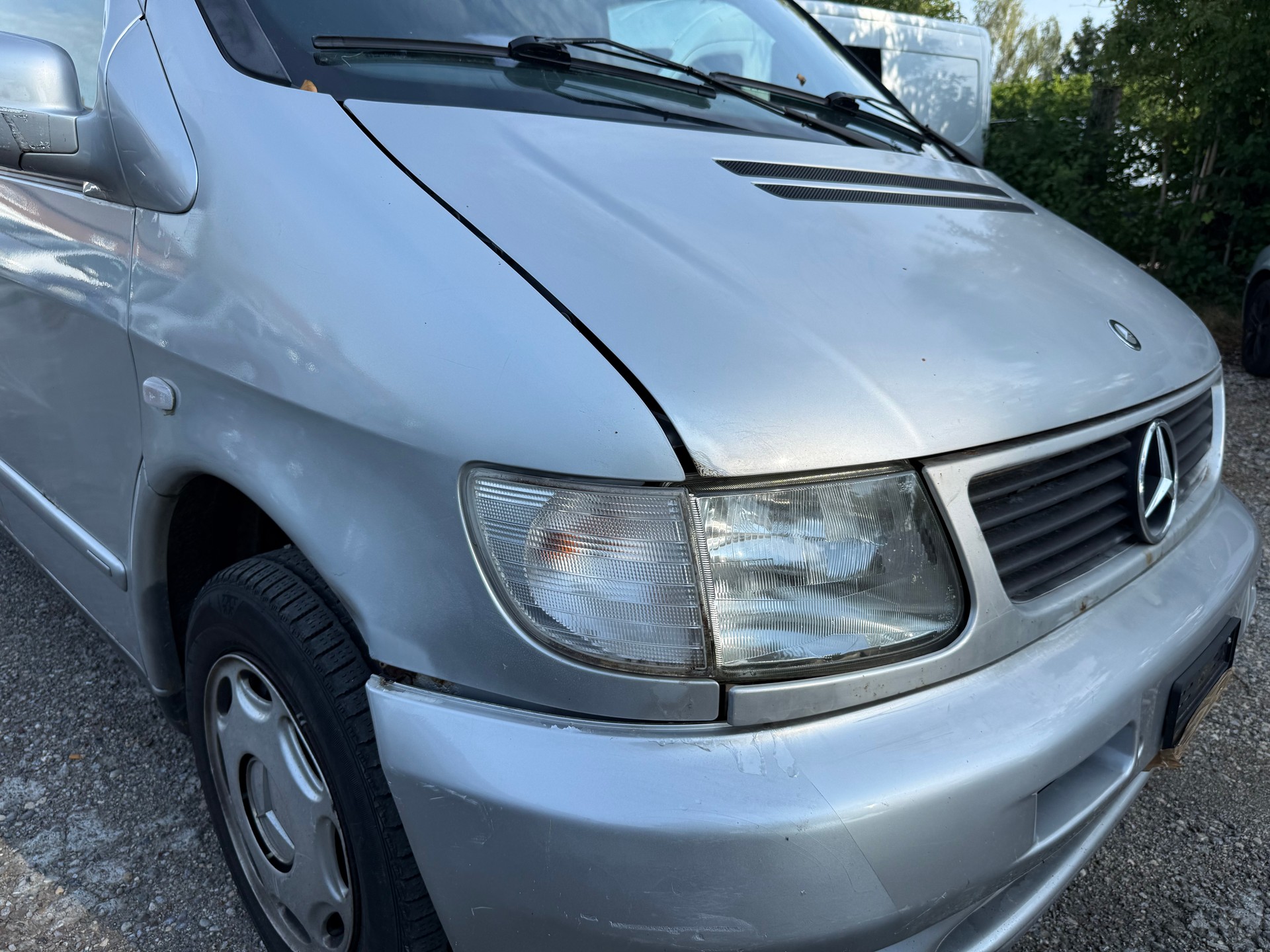 MERCEDES-BENZ V 230 TD Trend-image-1
