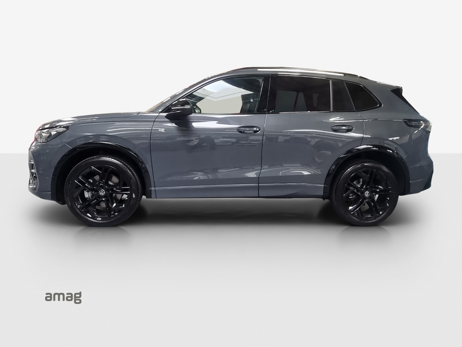 VW Tiguan 2.0 TDI SCR R-Line 4Motion DSG-showroom-element-1
