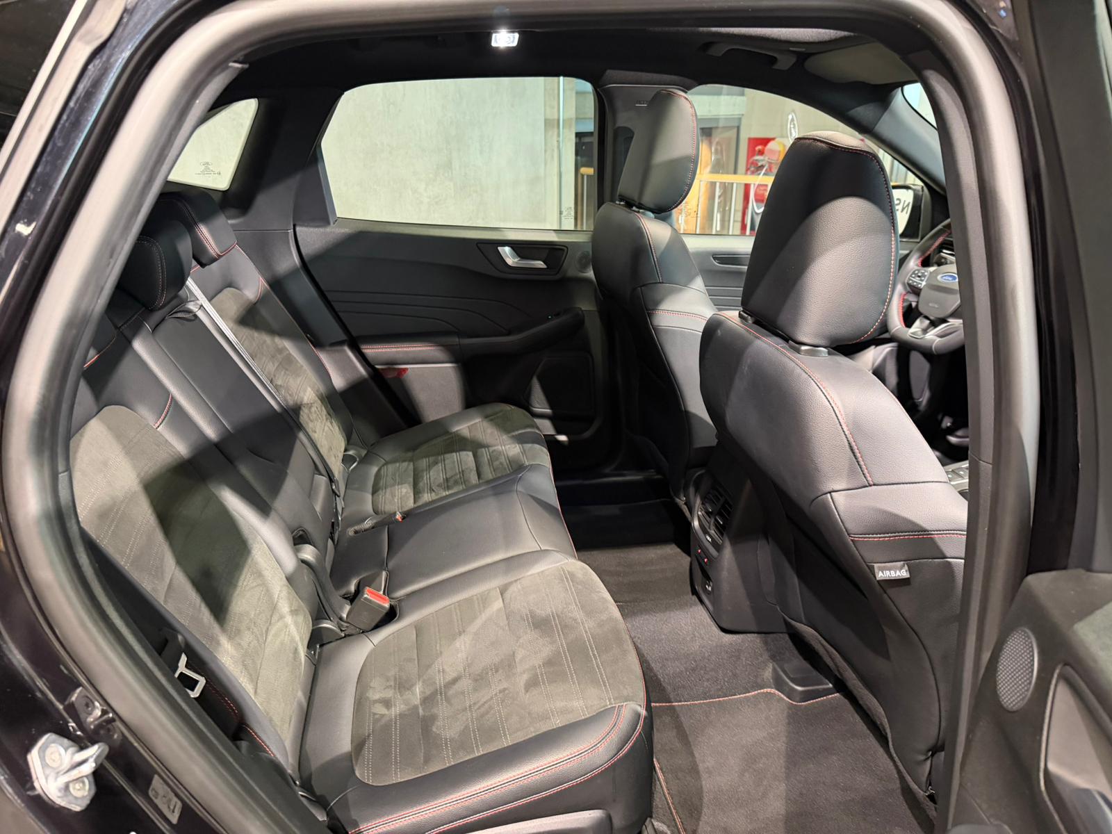 FORD Kuga 2.5 FHEV ST-Line X 4WD (CH)-image-16