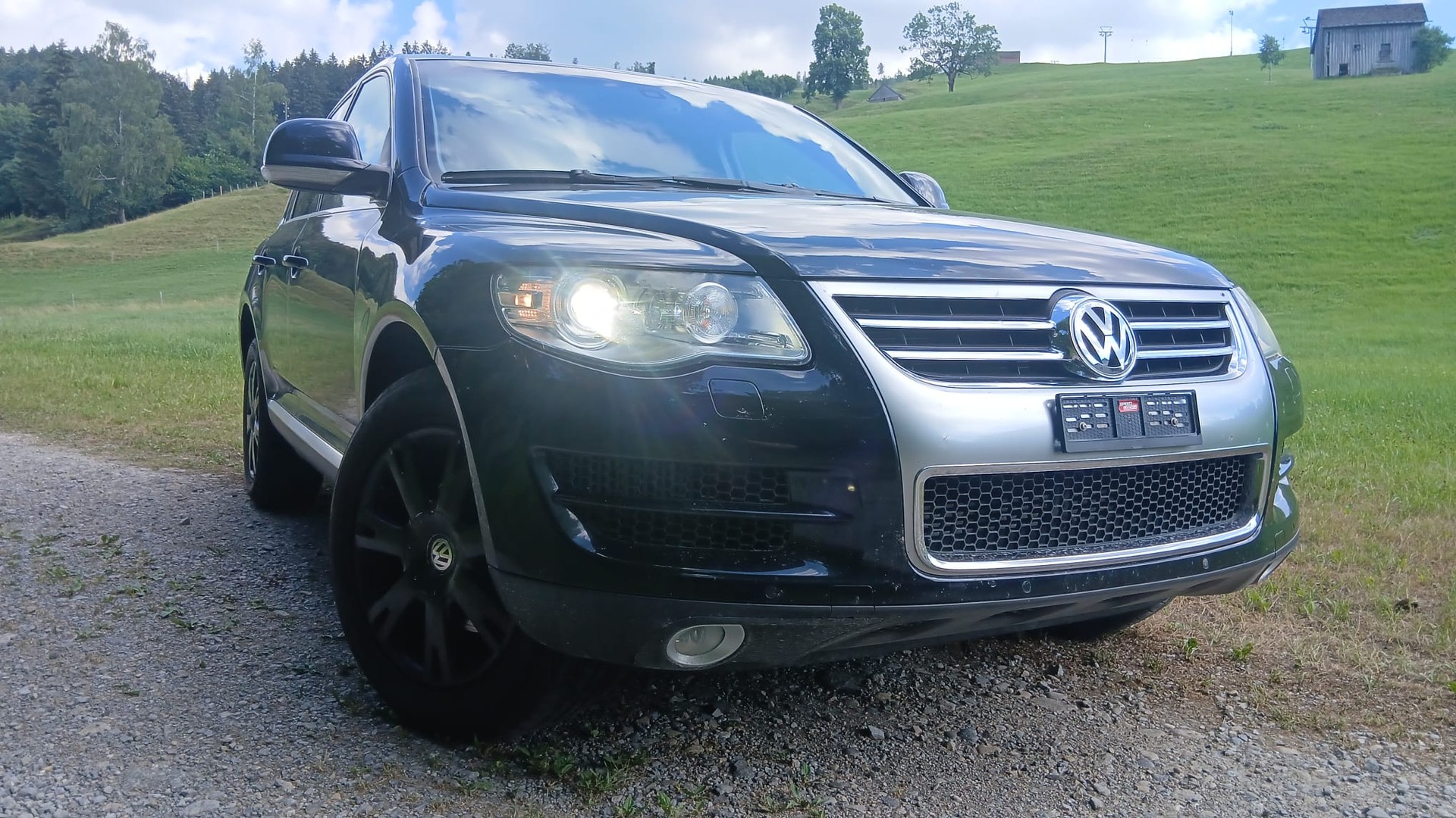 VW Touareg 3.0 TDI Tiptronic-image-5