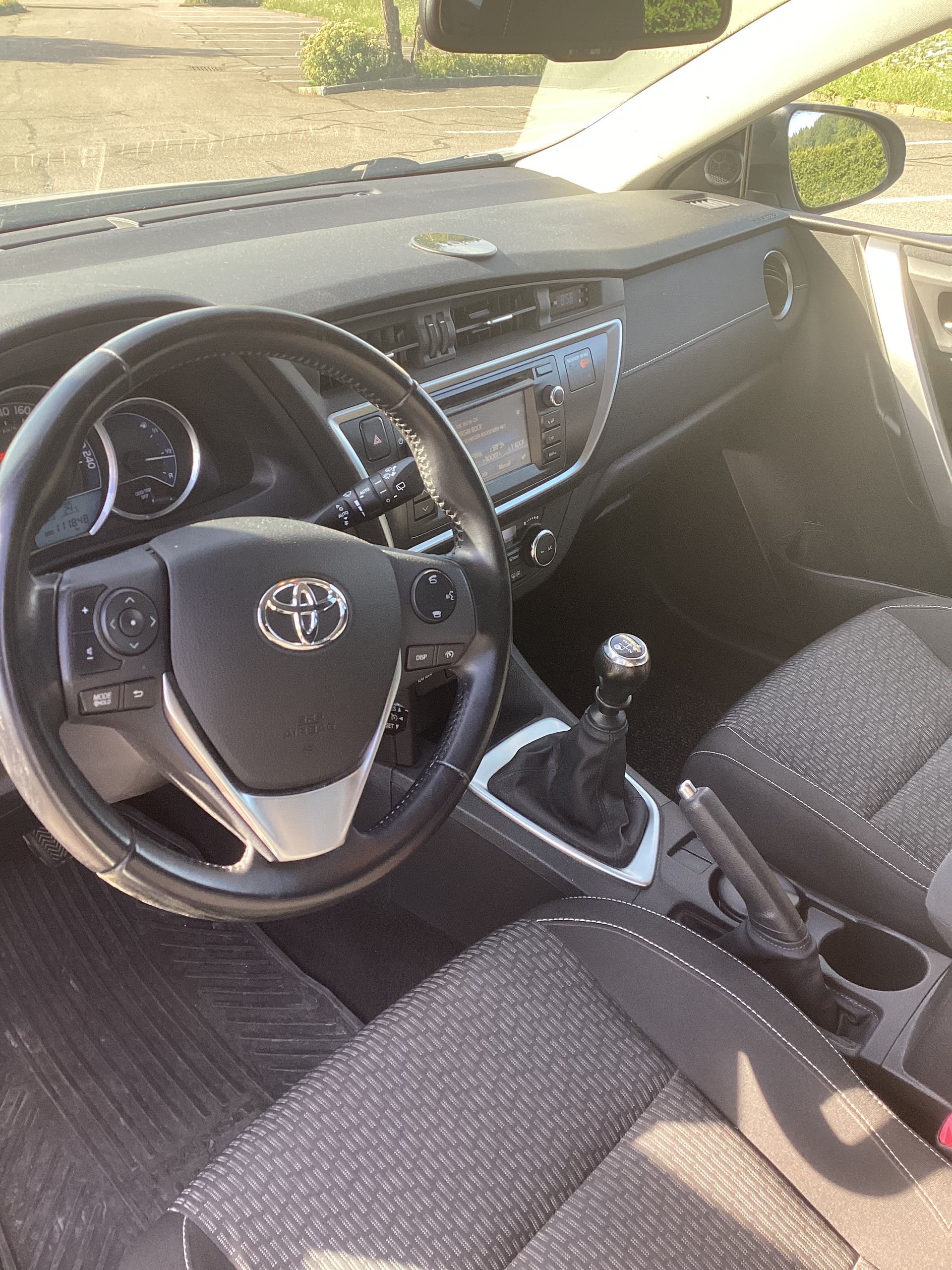 TOYOTA 1.6 VMa Trend-image-4