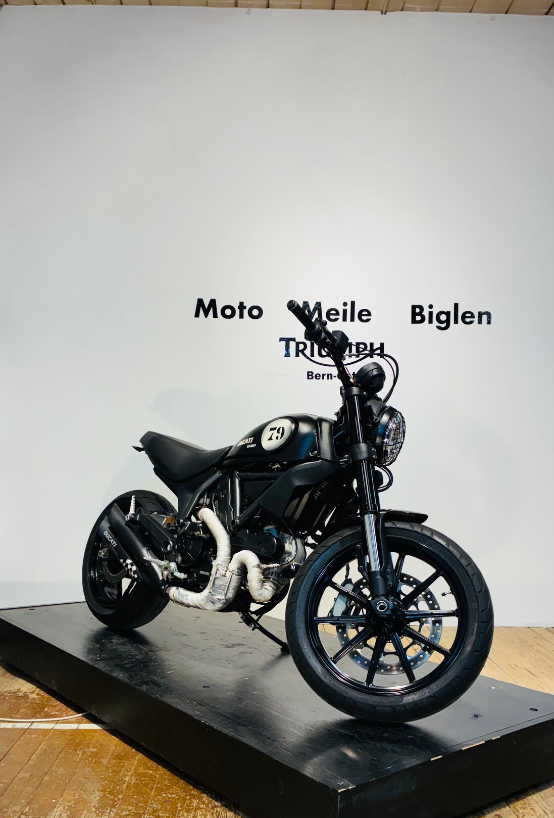 DUCATI Scrambler 800 Classic ABS-showroom-element-2