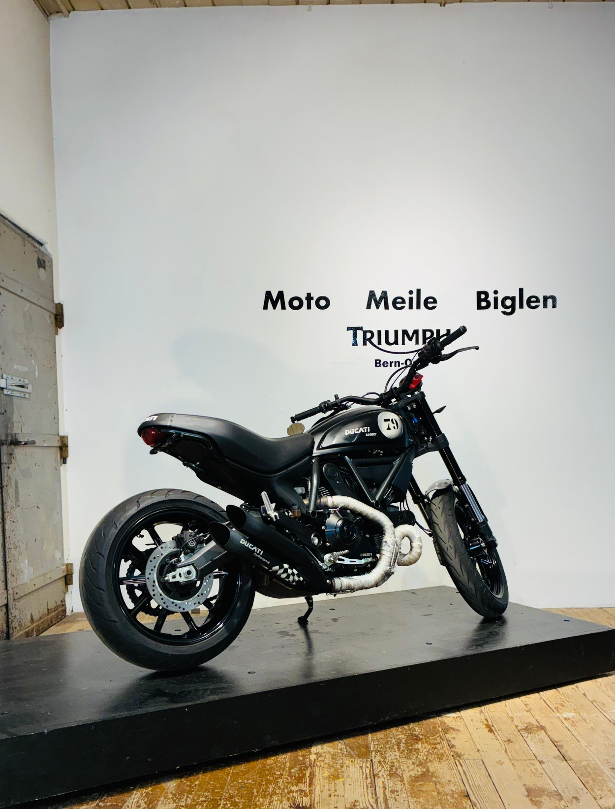 DUCATI Scrambler 800 Classic ABS-image-4