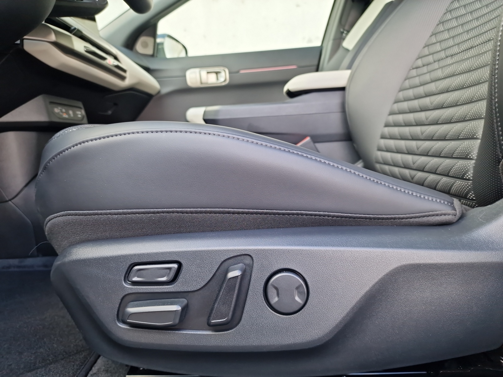 KIA EV4 81,4 kWh GT-Line WLTP 584km V2L-image-11