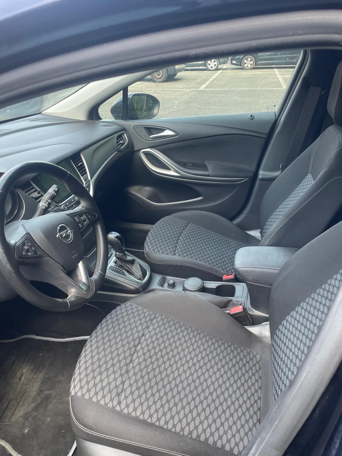 OPEL Astra Sports Tourer 1.4i Turbo Dynamic Automatic-image-12