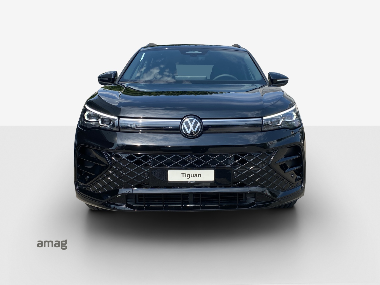 VW Tiguan 2.0 TSI DSG R-Line Plus 4Motion-image-6