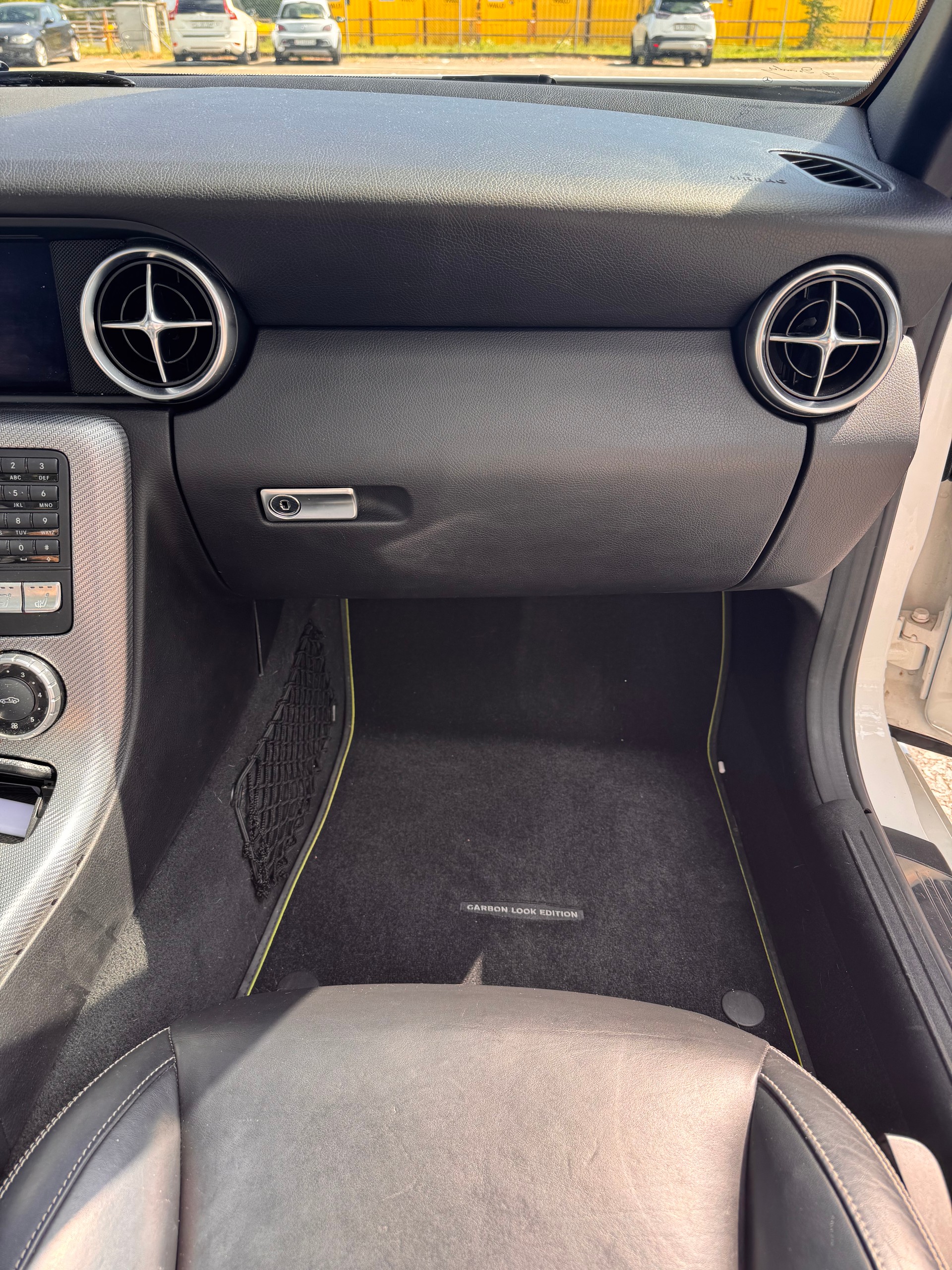 MERCEDES-BENZ SLK 200-image-10