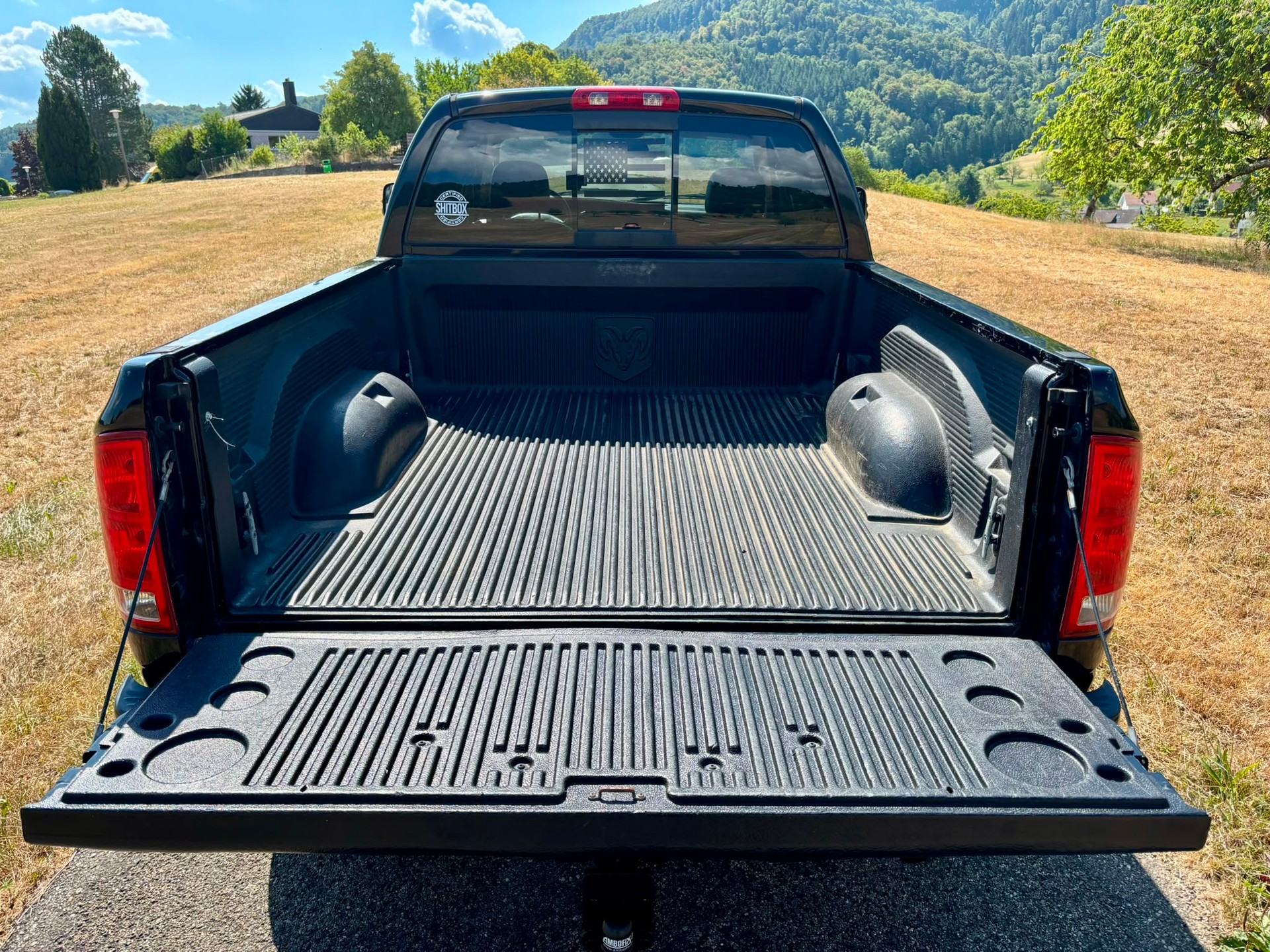 DODGE RAM 1500 Quad Cab 4x4-image-10
