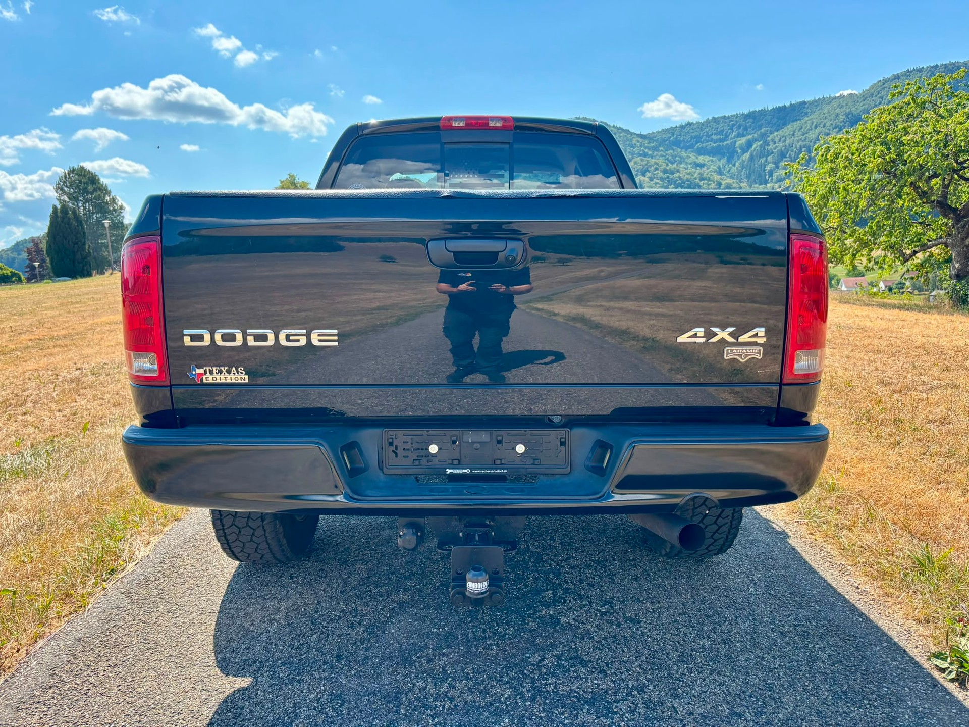 DODGE RAM 1500 Quad Cab 4x4-image-3