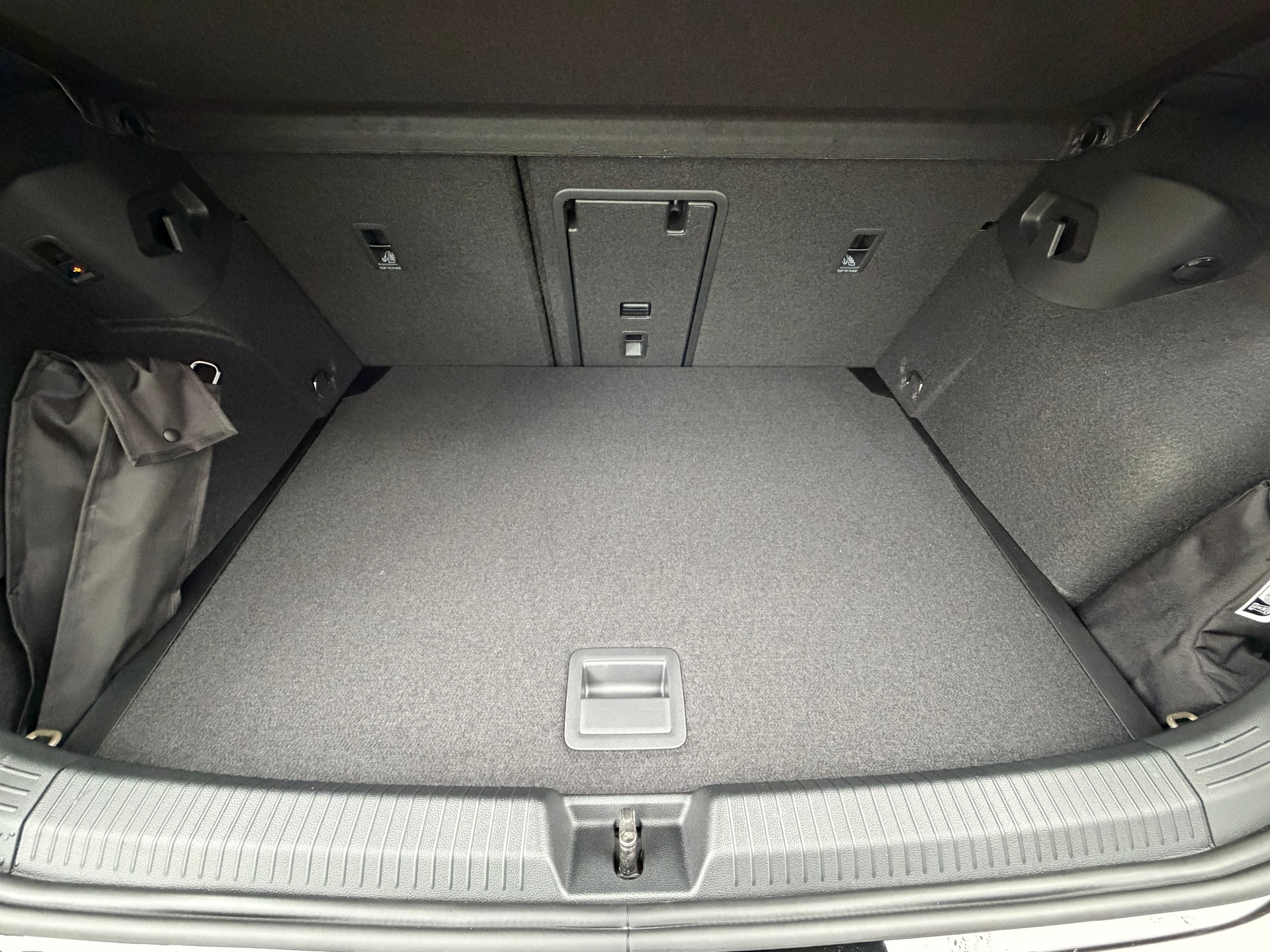 VW Golf 2.0 TSI R-Line DSG 4 Motion-image-25