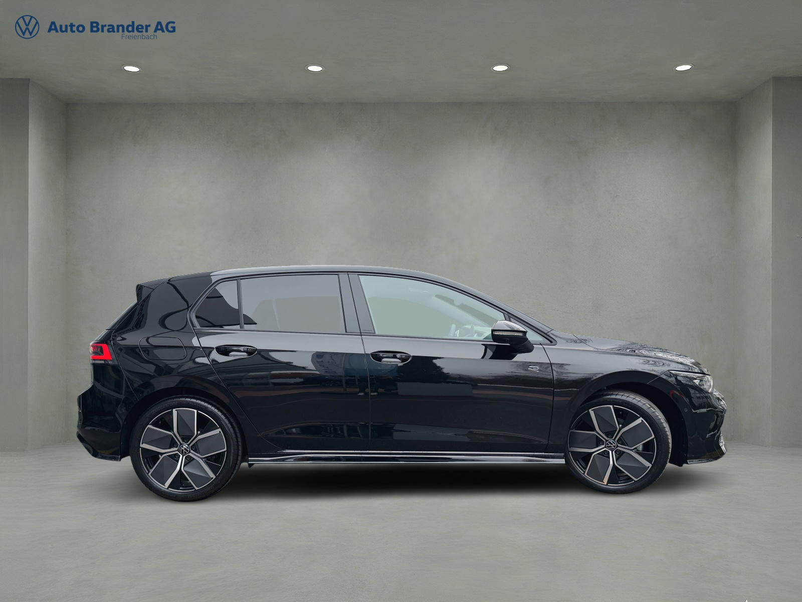 VW Golf 2.0 TSI R-Line DSG 4 Motion-image-5