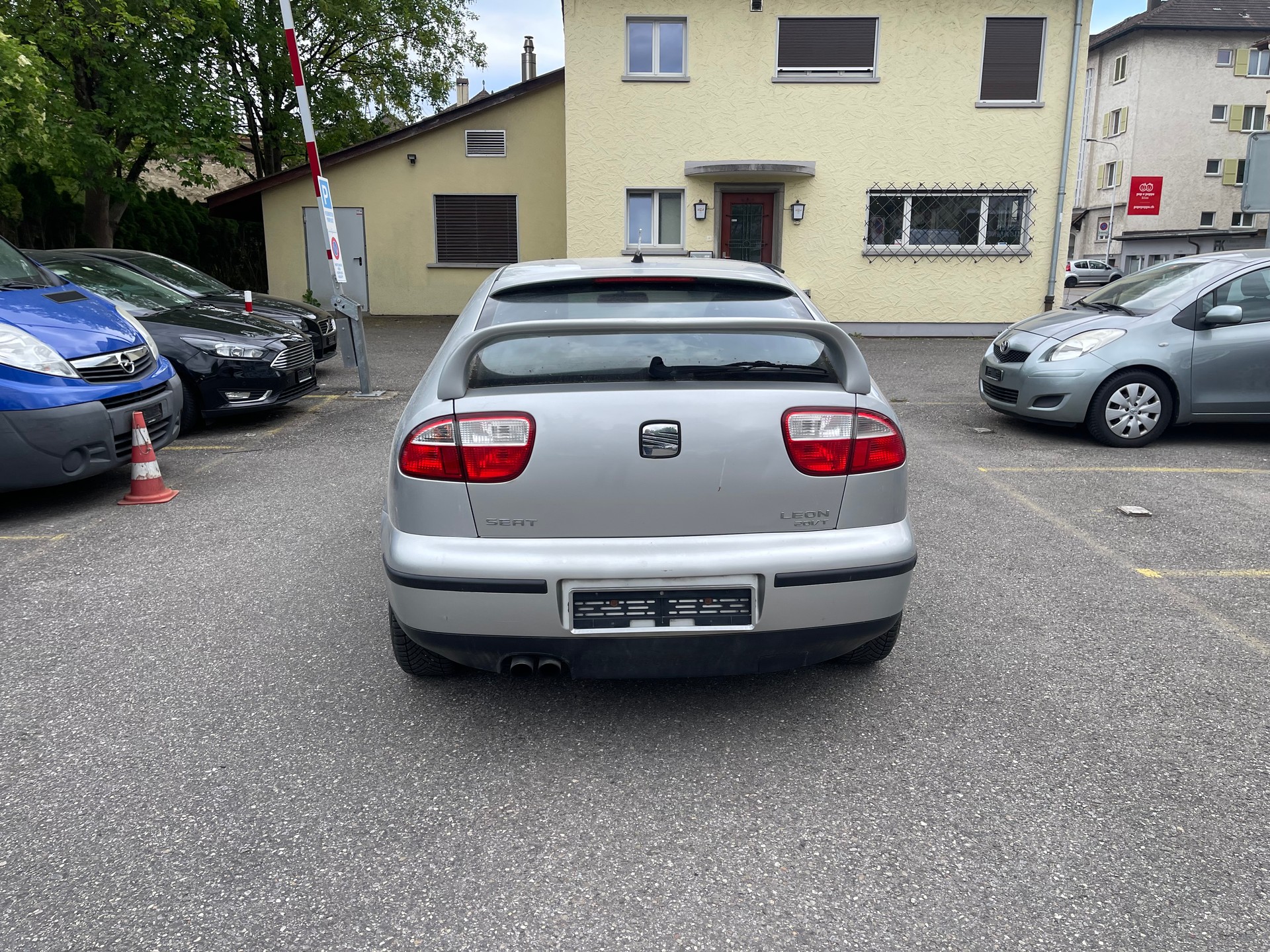 SEAT Leon 1.8 T Sport-image-4