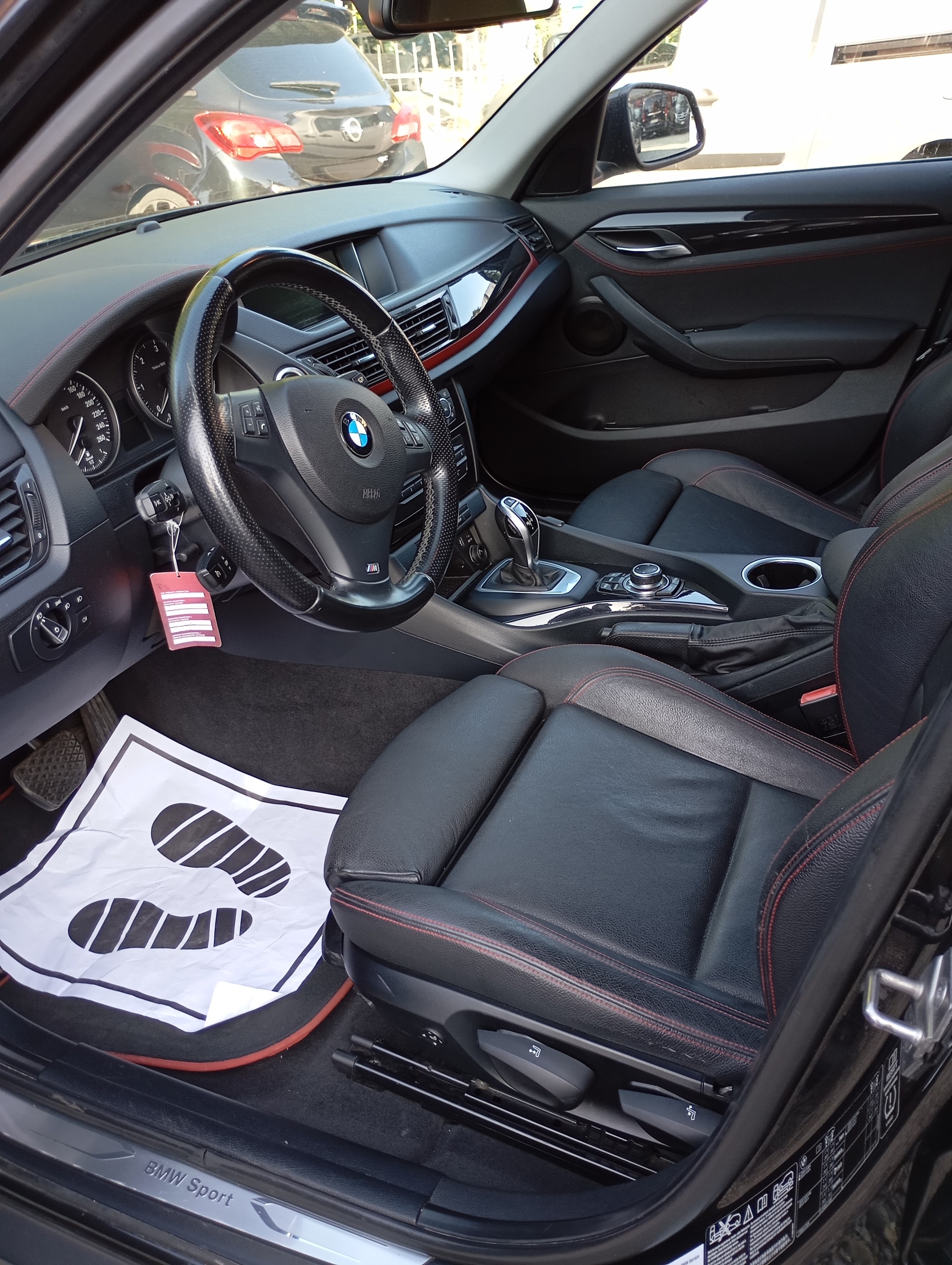 BMW XDrive 20D-image-18