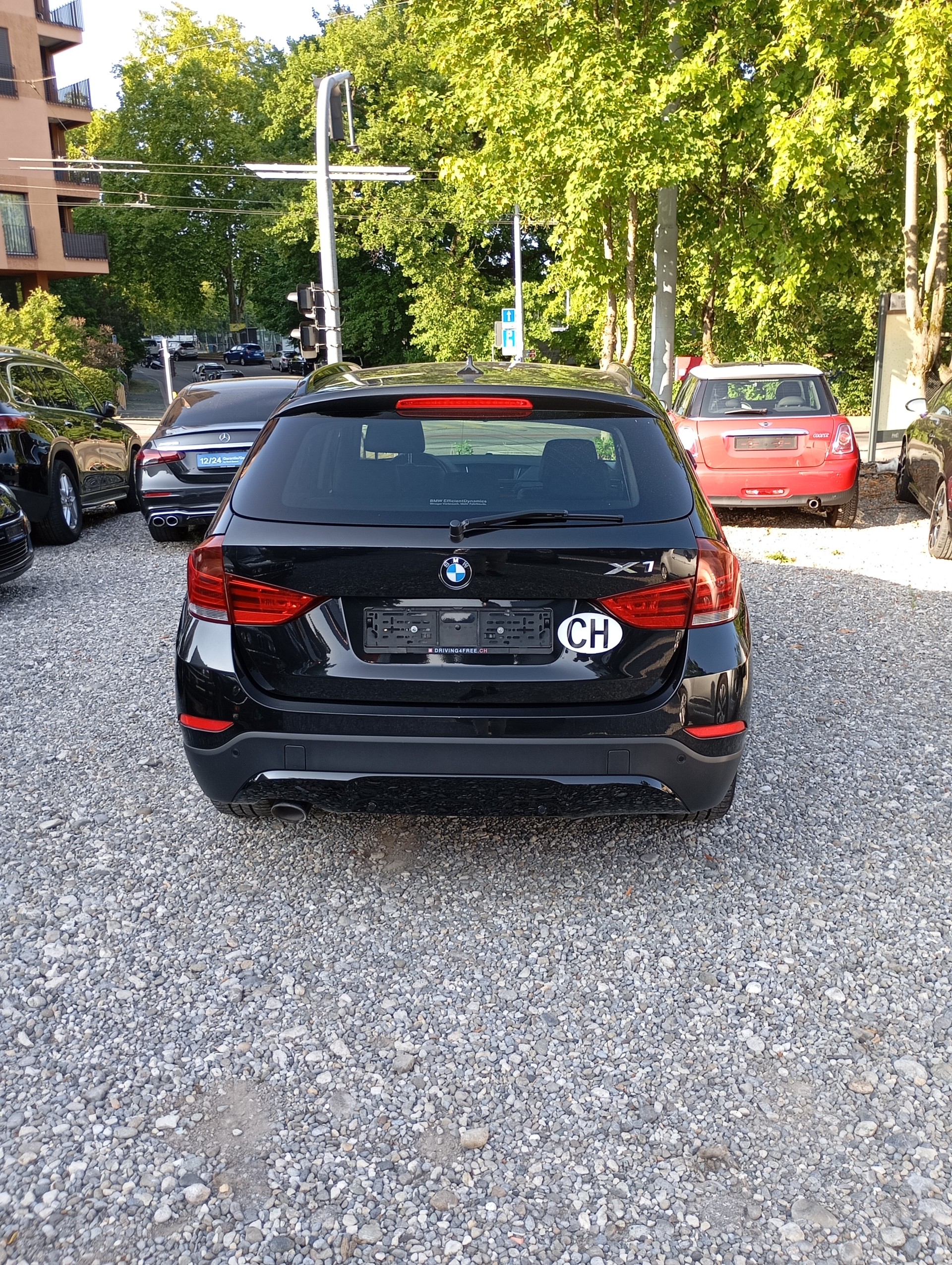 BMW XDrive 20D-image-5