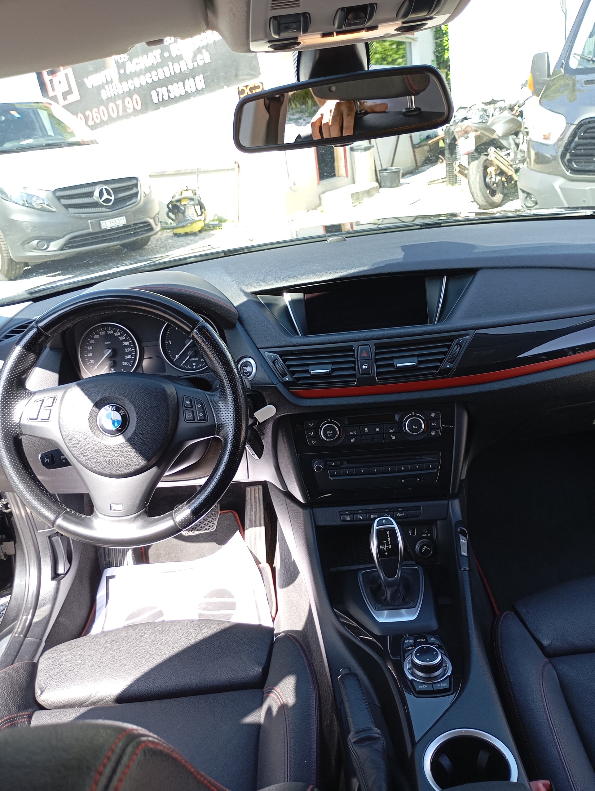 BMW XDrive 20D-image-14