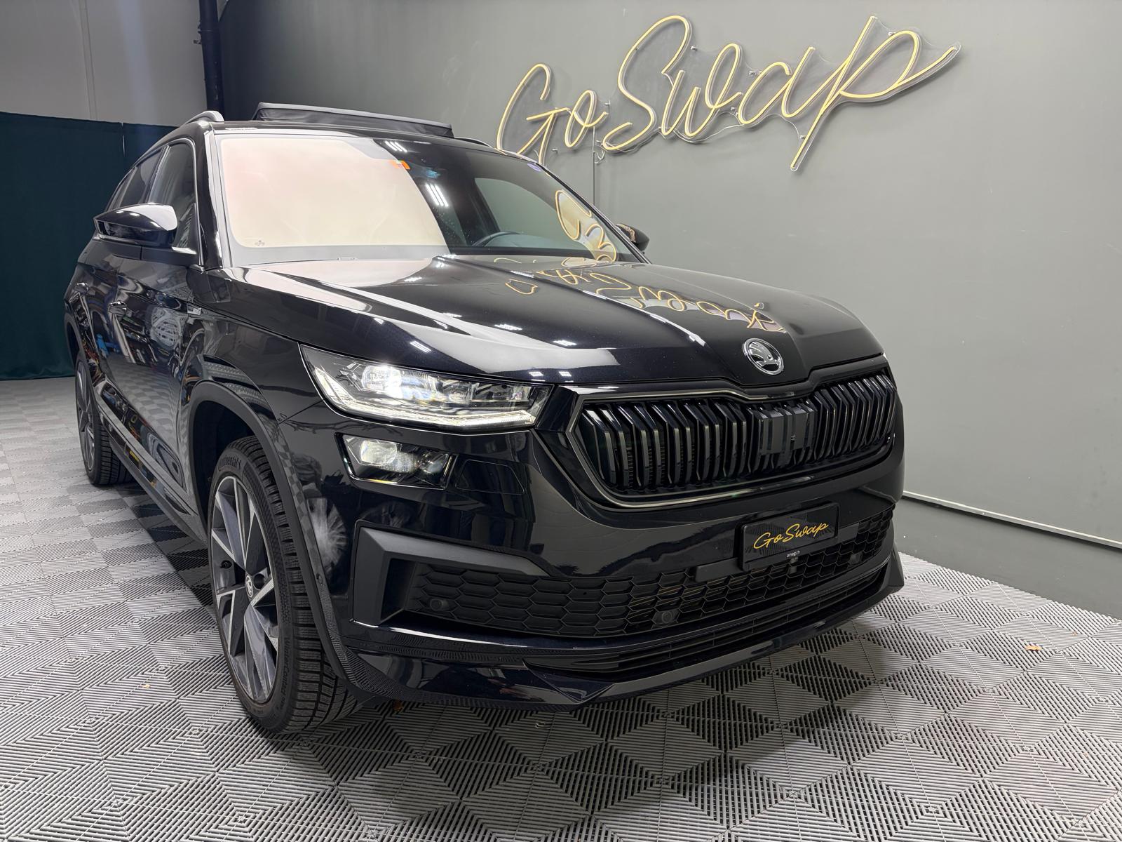 SKODA Kodiaq 2.0 TSI 4x4 SportLine - 7 places - Toit ouvrant-image-2