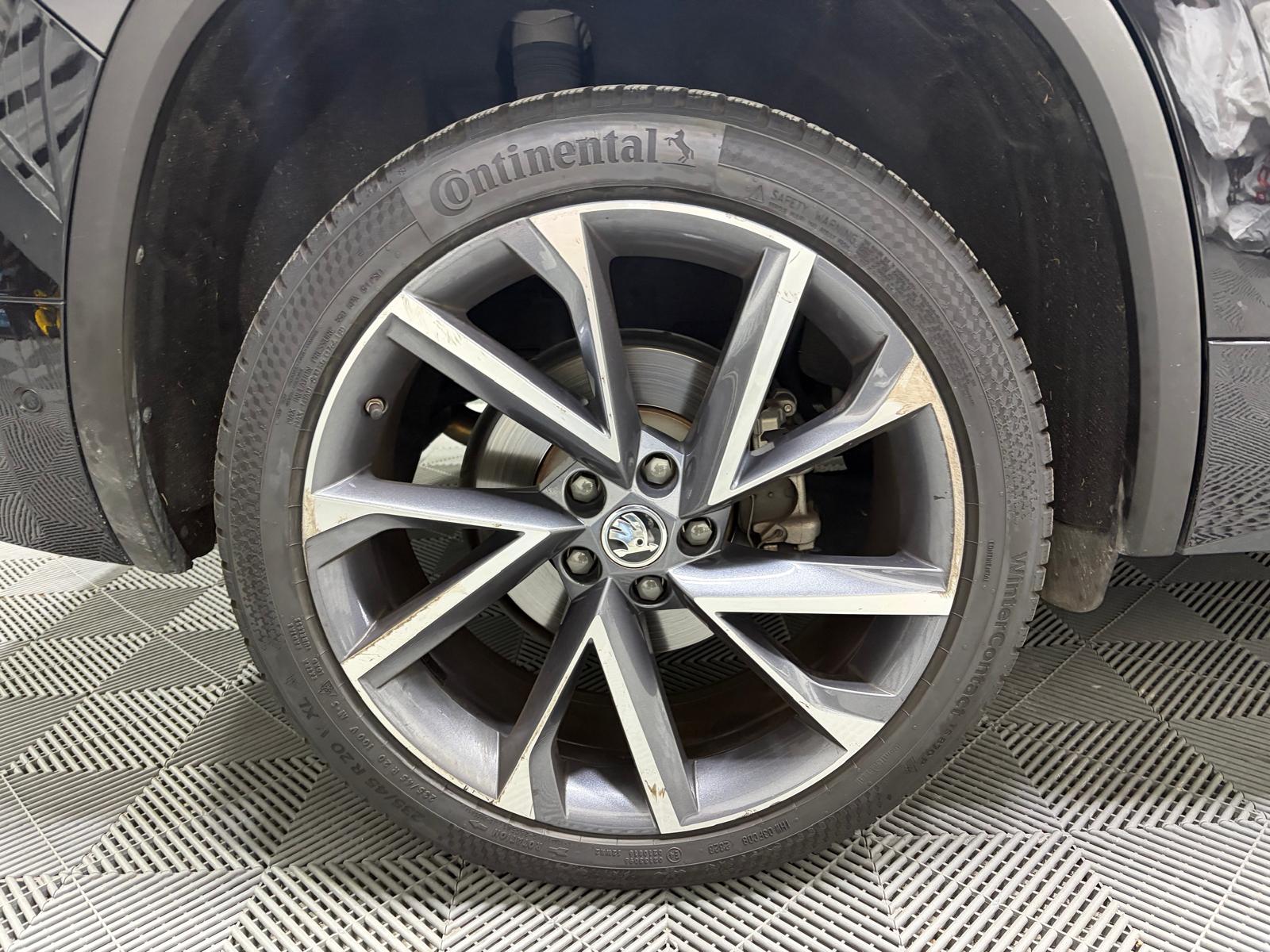SKODA Kodiaq 2.0 TSI 4x4 SportLine - 7 places - Toit ouvrant-image-30