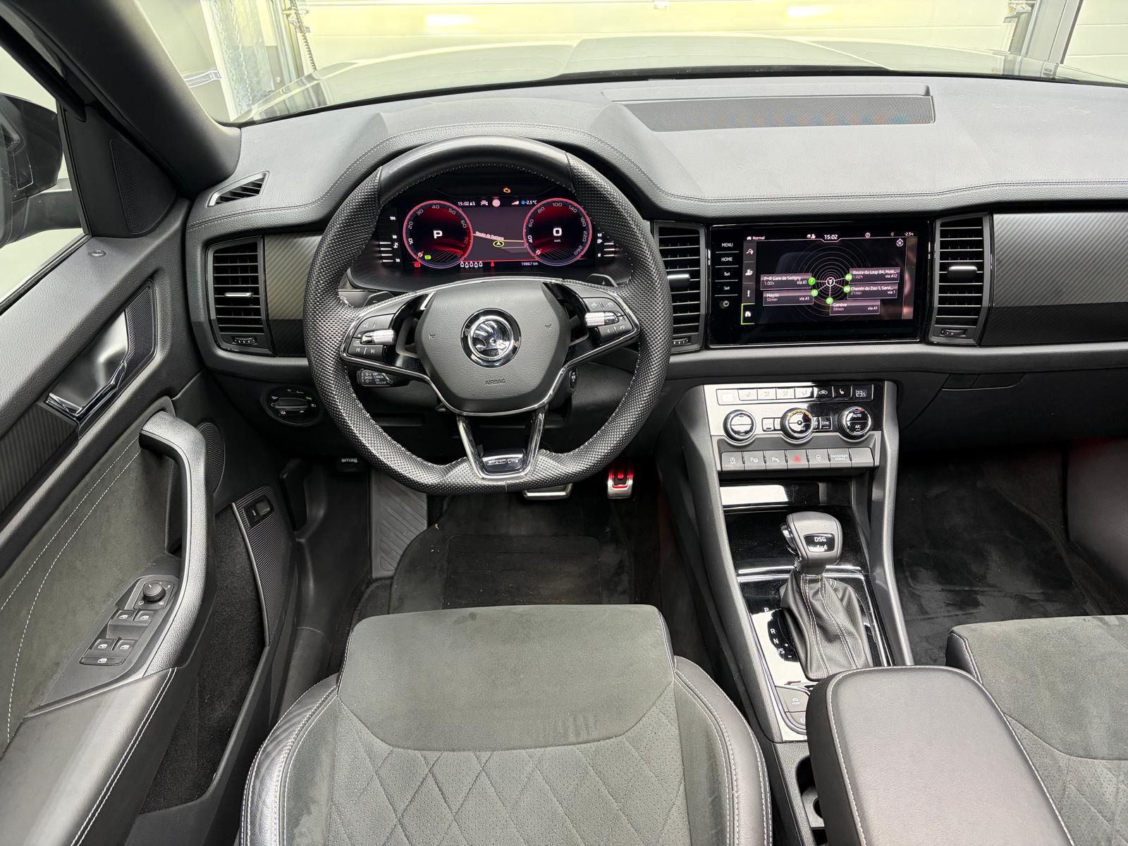SKODA Kodiaq 2.0 TSI 4x4 SportLine - 7 places - Toit ouvrant-image-17