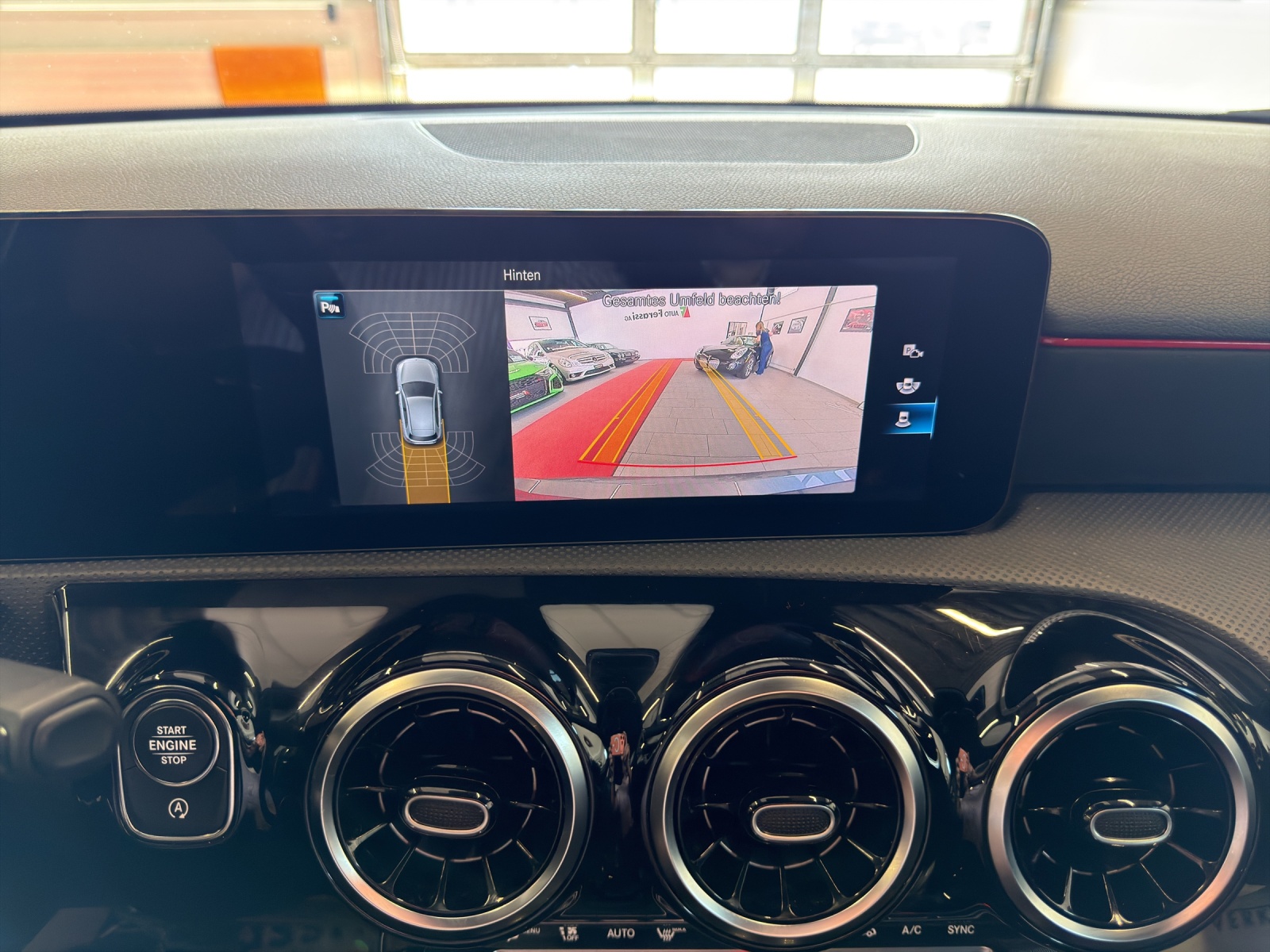 MERCEDES-BENZ A 220 AMG Line 7G-DCT 4Matic-image-19
