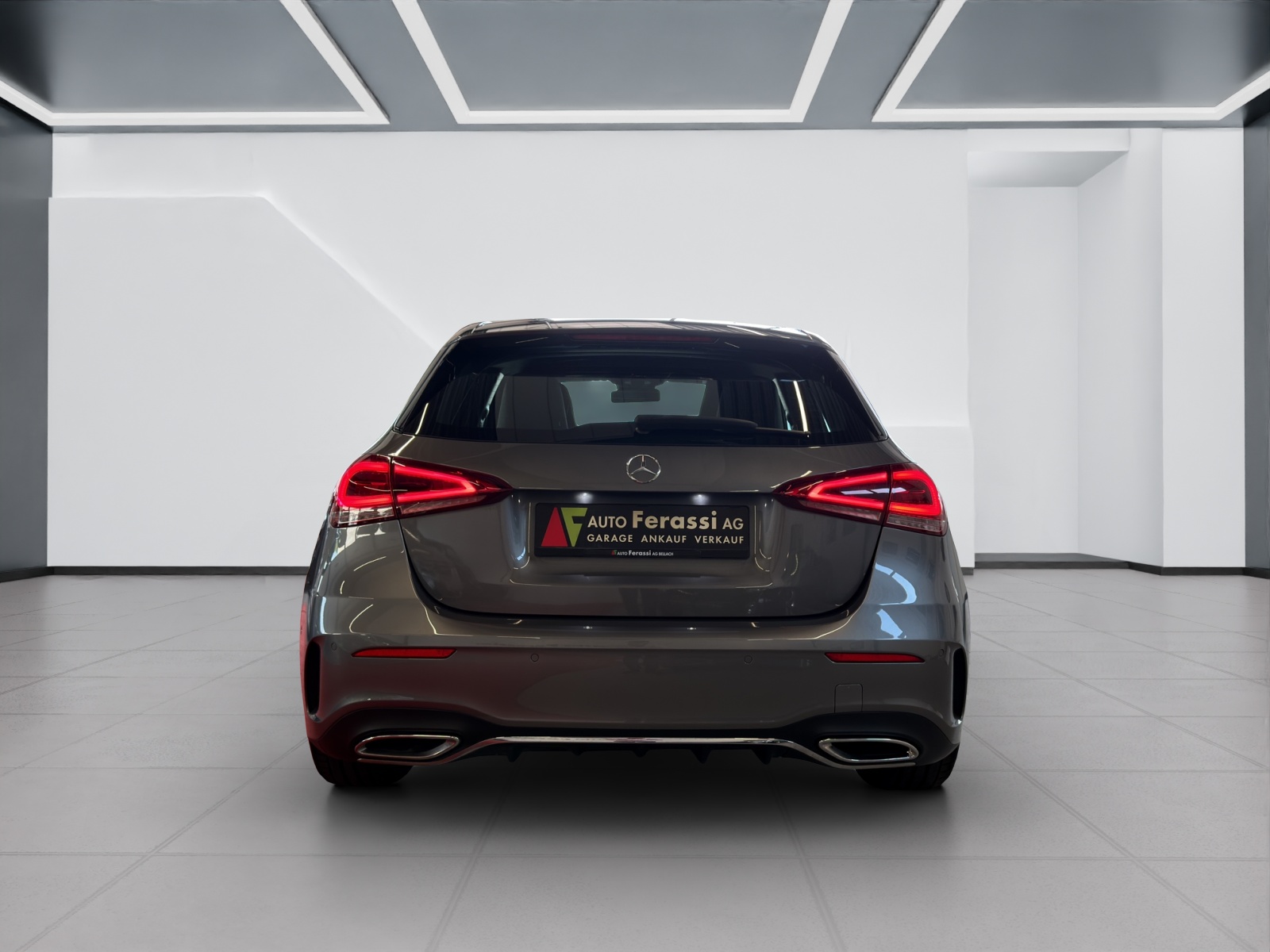 MERCEDES-BENZ A 220 AMG Line 7G-DCT 4Matic-image-4
