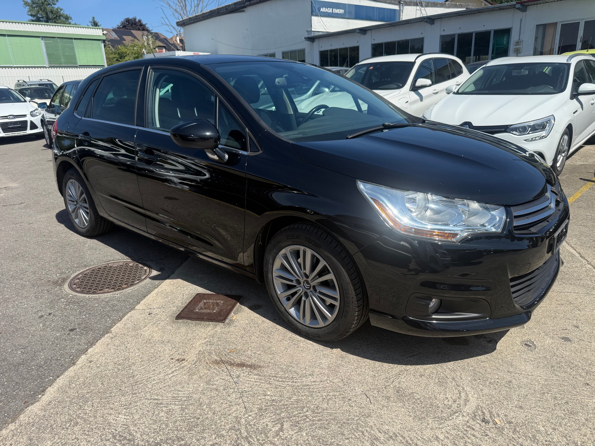 CITROEN C4 Berline 1.6 i-image-5