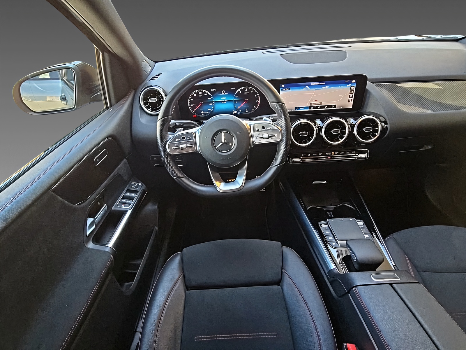 MERCEDES-BENZ B 200 Night Star AMG-Line-image-12