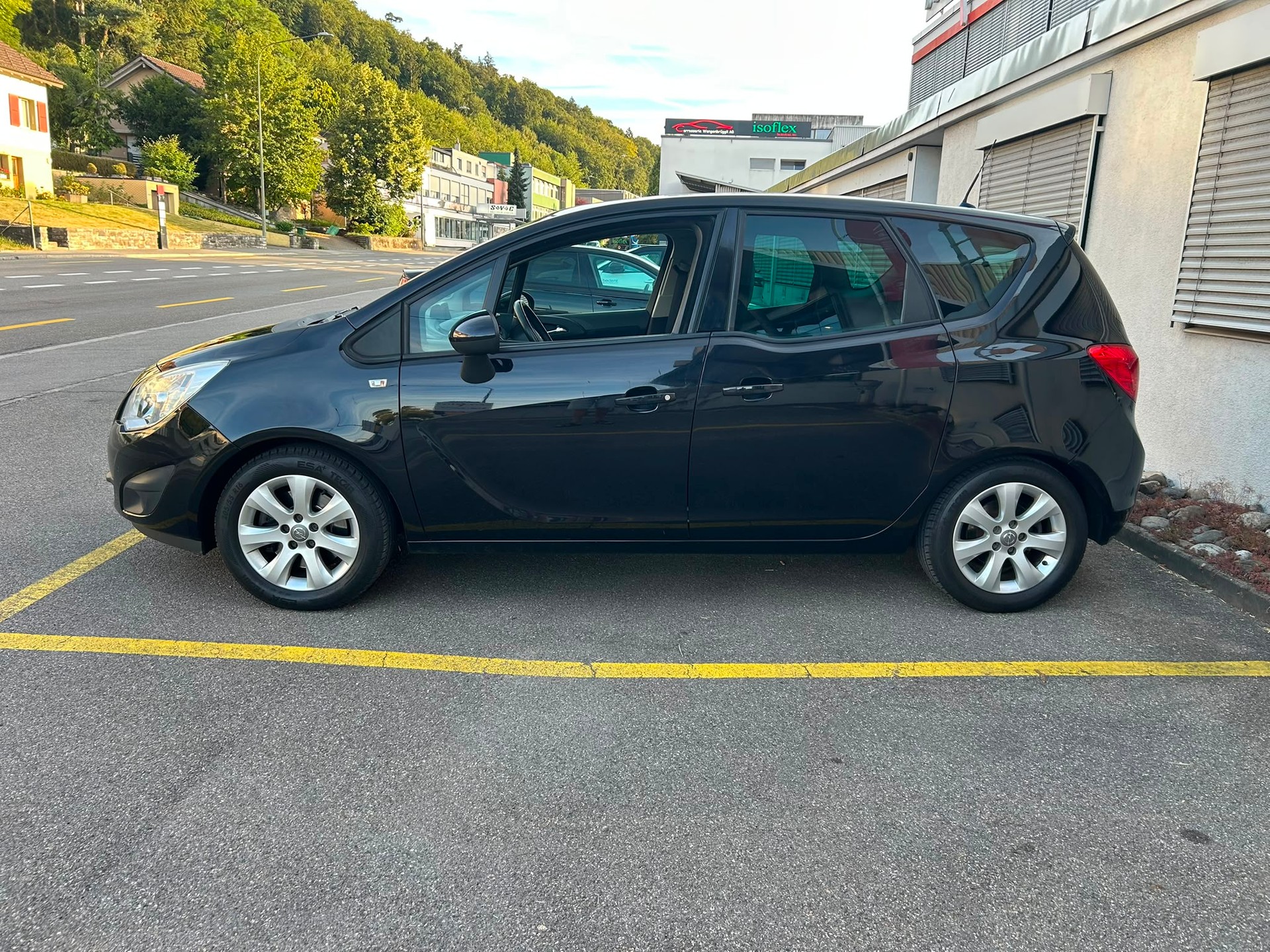 OPEL Meriva 1.4 Turbo Cosmo-image-3