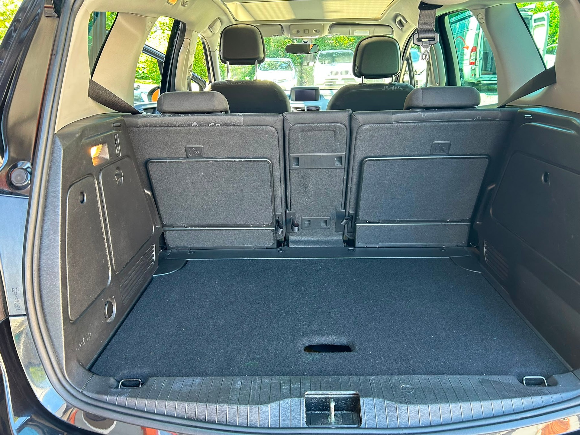 OPEL Meriva 1.4 Turbo Cosmo-image-11