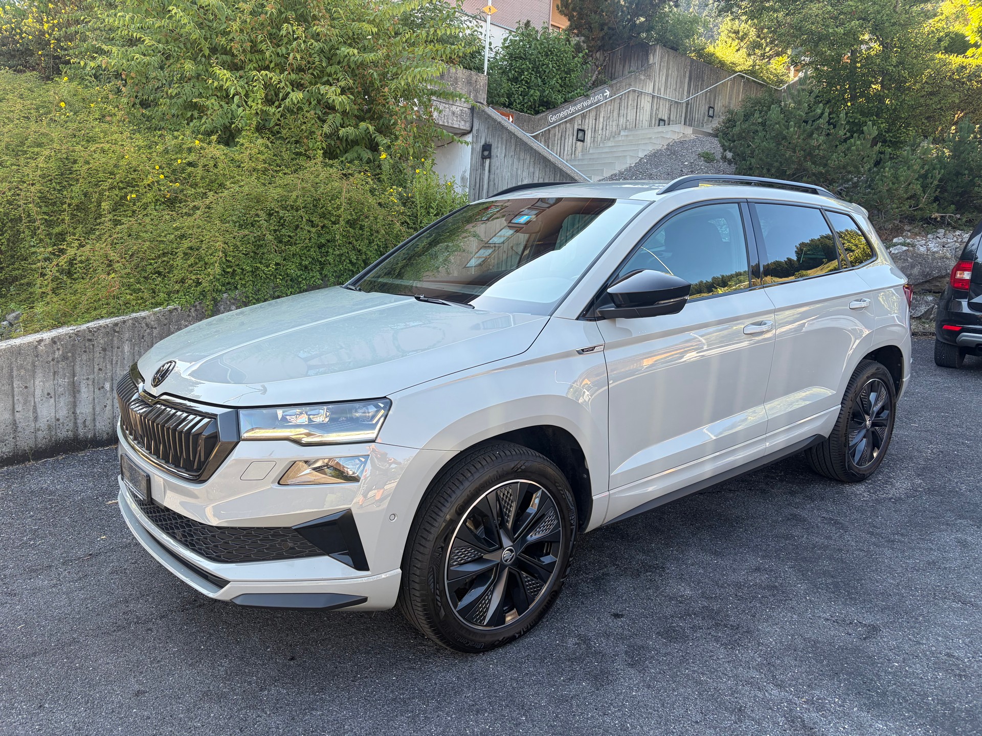 SKODA Karoq 2.0 TDI CR Sport Line 4x4 DSG-image-0