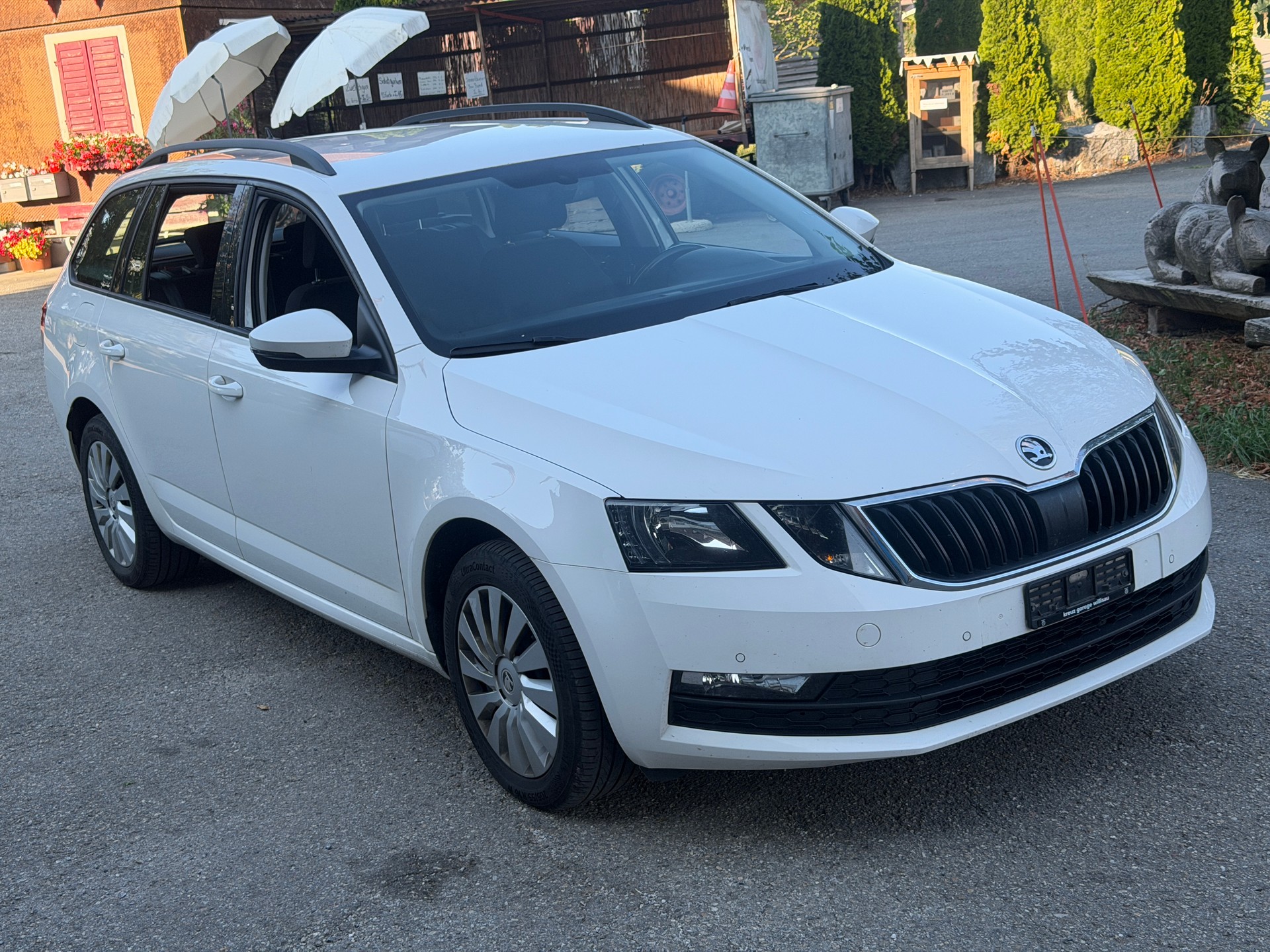 SKODA Octavia Combi 2.0 TDI Ambition 4x4 DSG-image-1