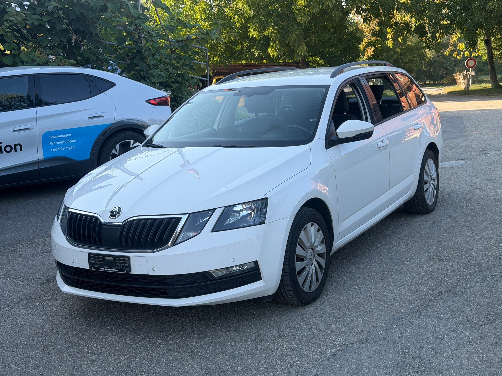 SKODA Octavia Combi 2.0 TDI Ambition 4x4 DSG-image-2