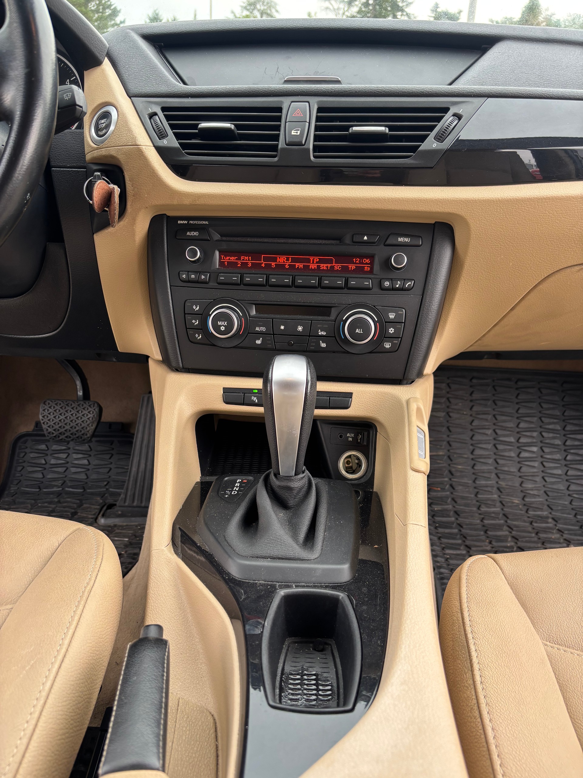 BMW X1 xDrive 20d Steptronic-image-8