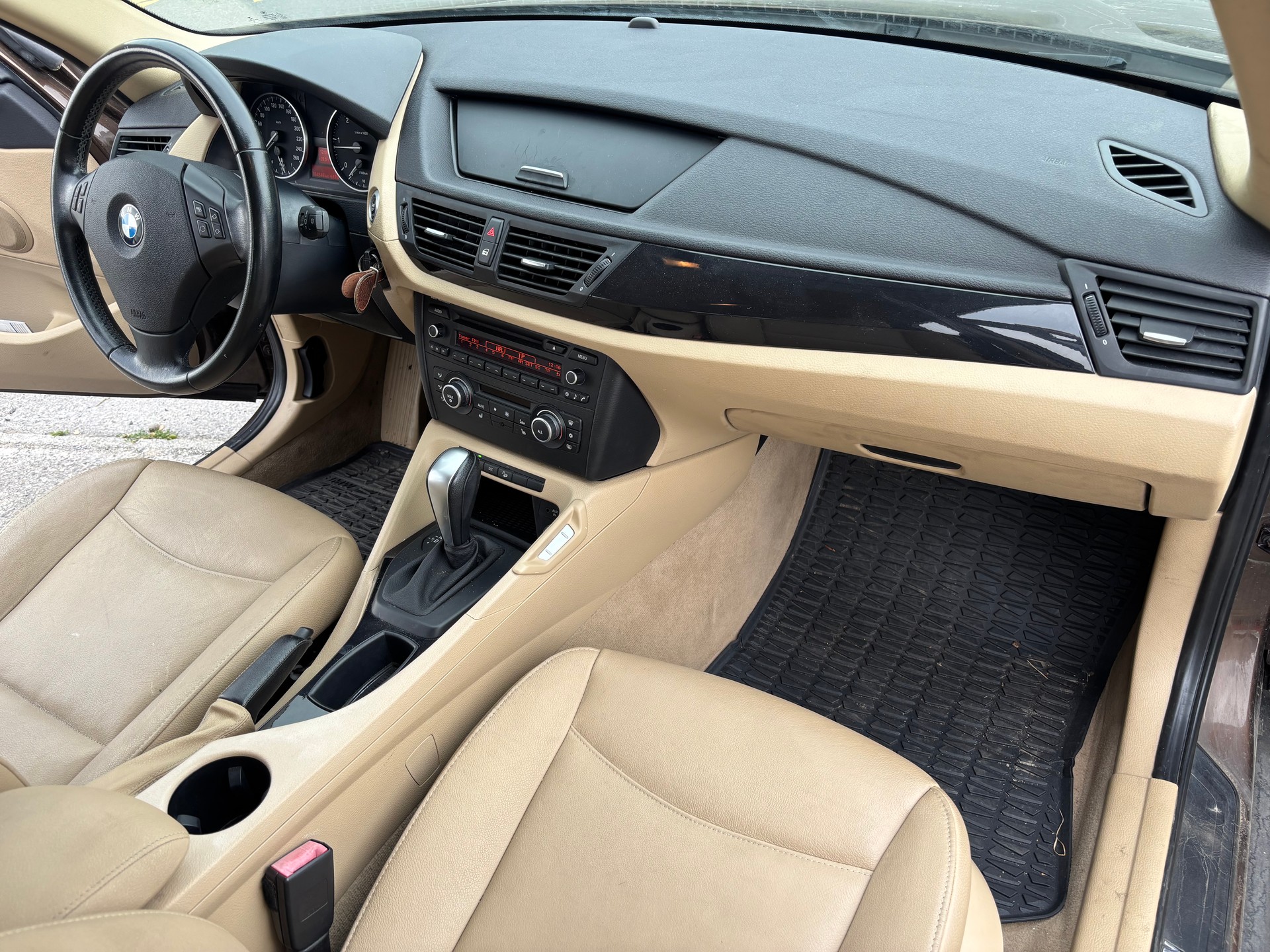 BMW X1 xDrive 20d Steptronic-image-11