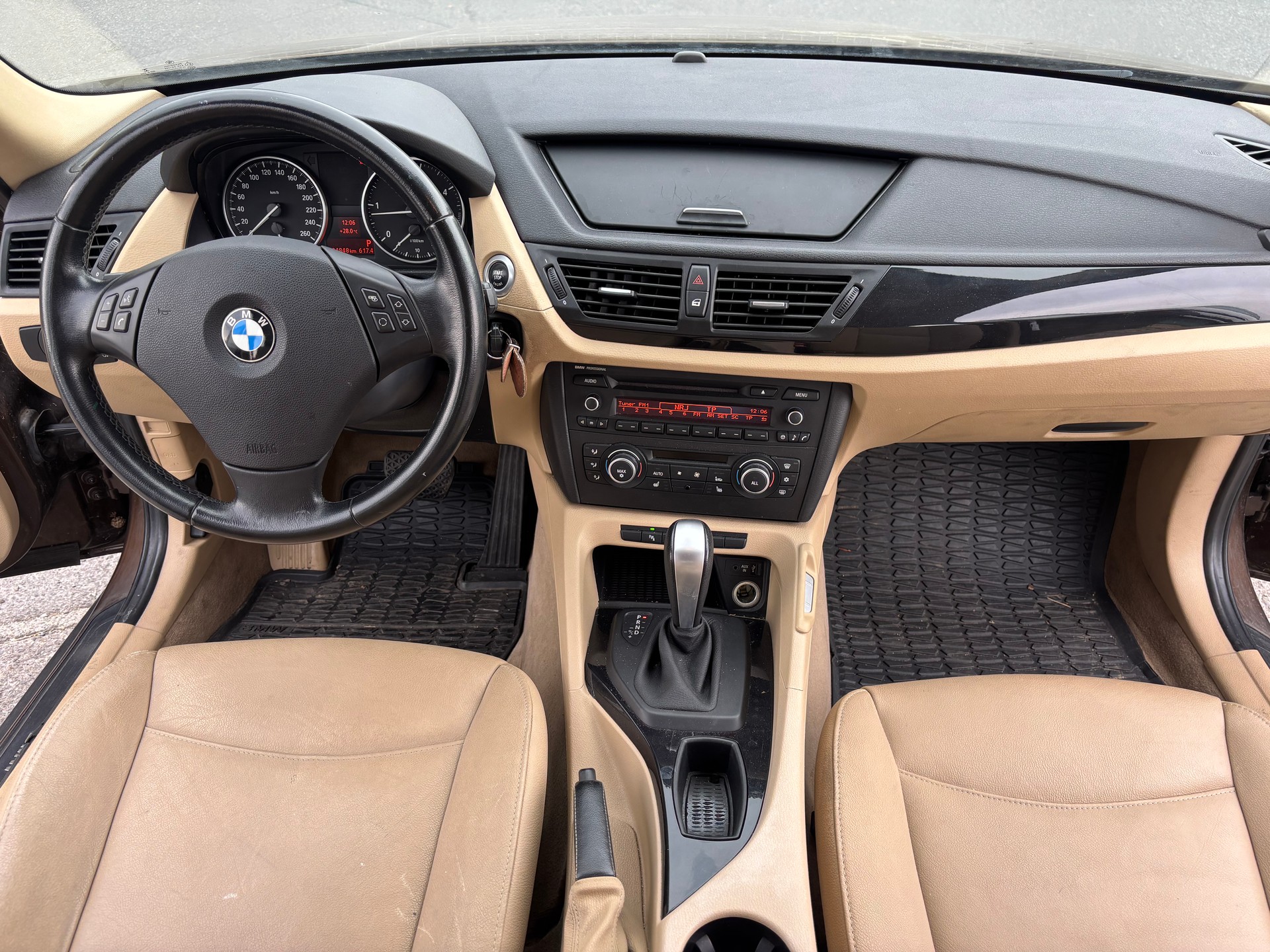 BMW X1 xDrive 20d Steptronic-image-6