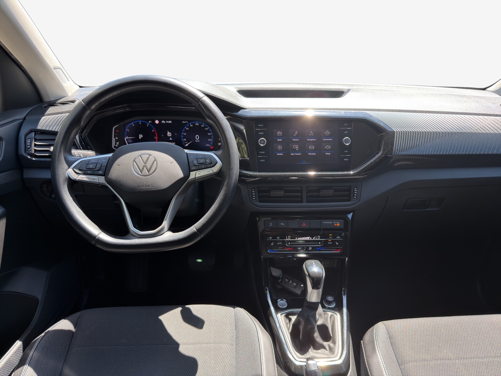 VW T-Cross 1.0 TSI Life Limited DSG-image-8