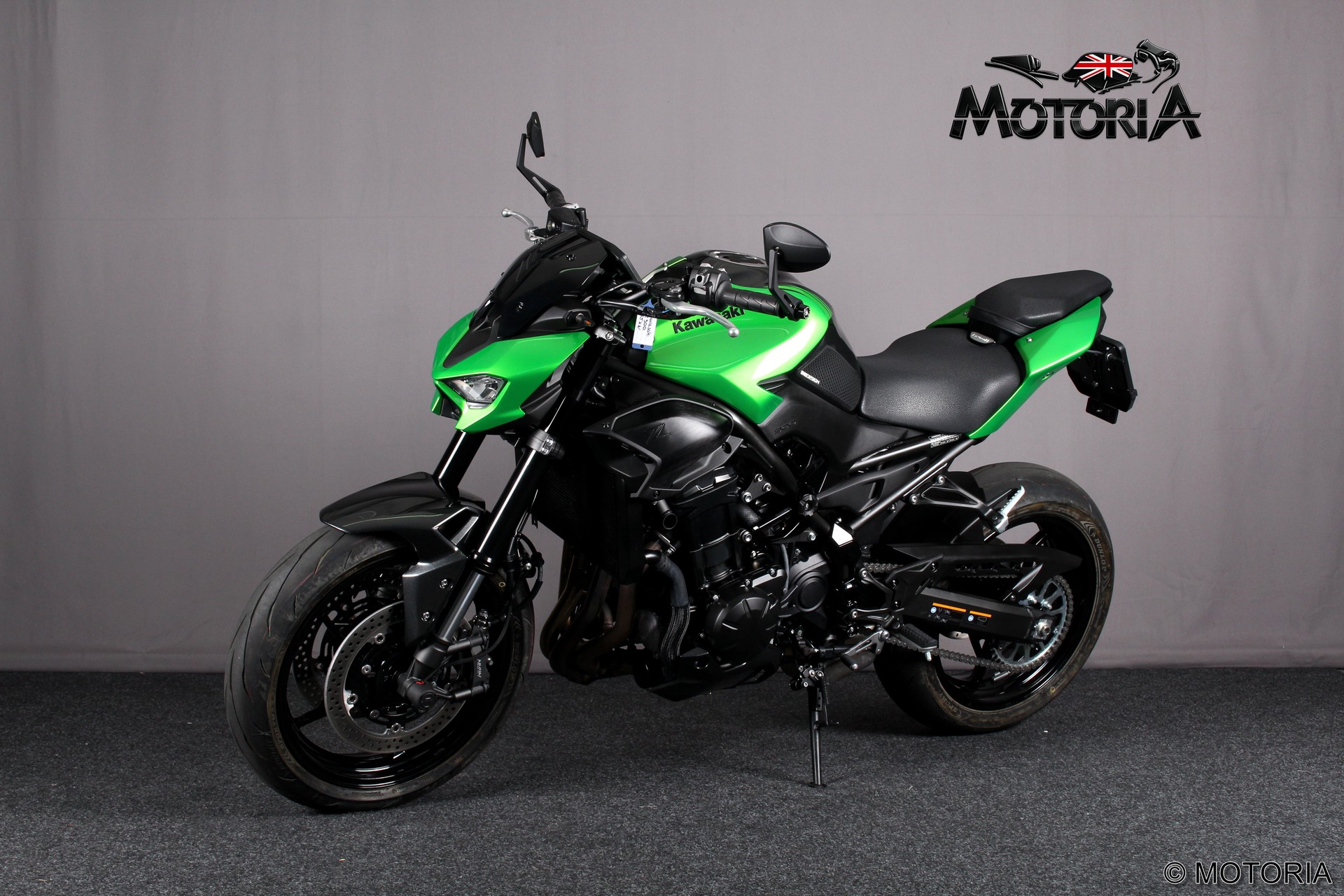 KAWASAKI Z 900 (35kW)-showroom-element-1
